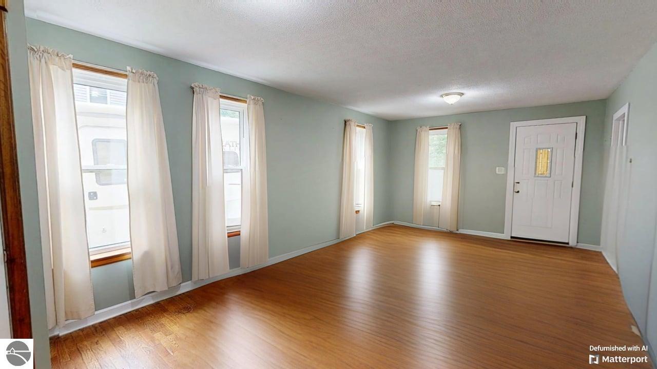 206 W State Street, Clare, MI 48617 — Photo 20