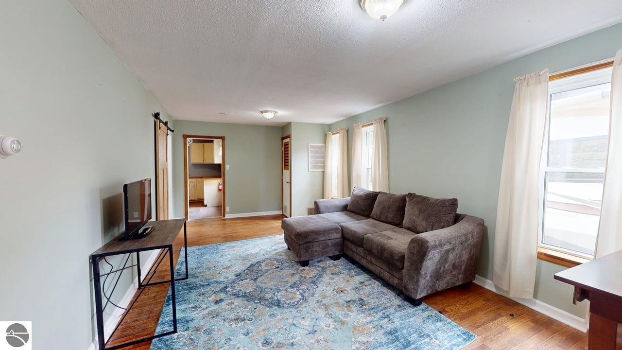 206 W State Street, Clare, MI 48617 — Photo 5