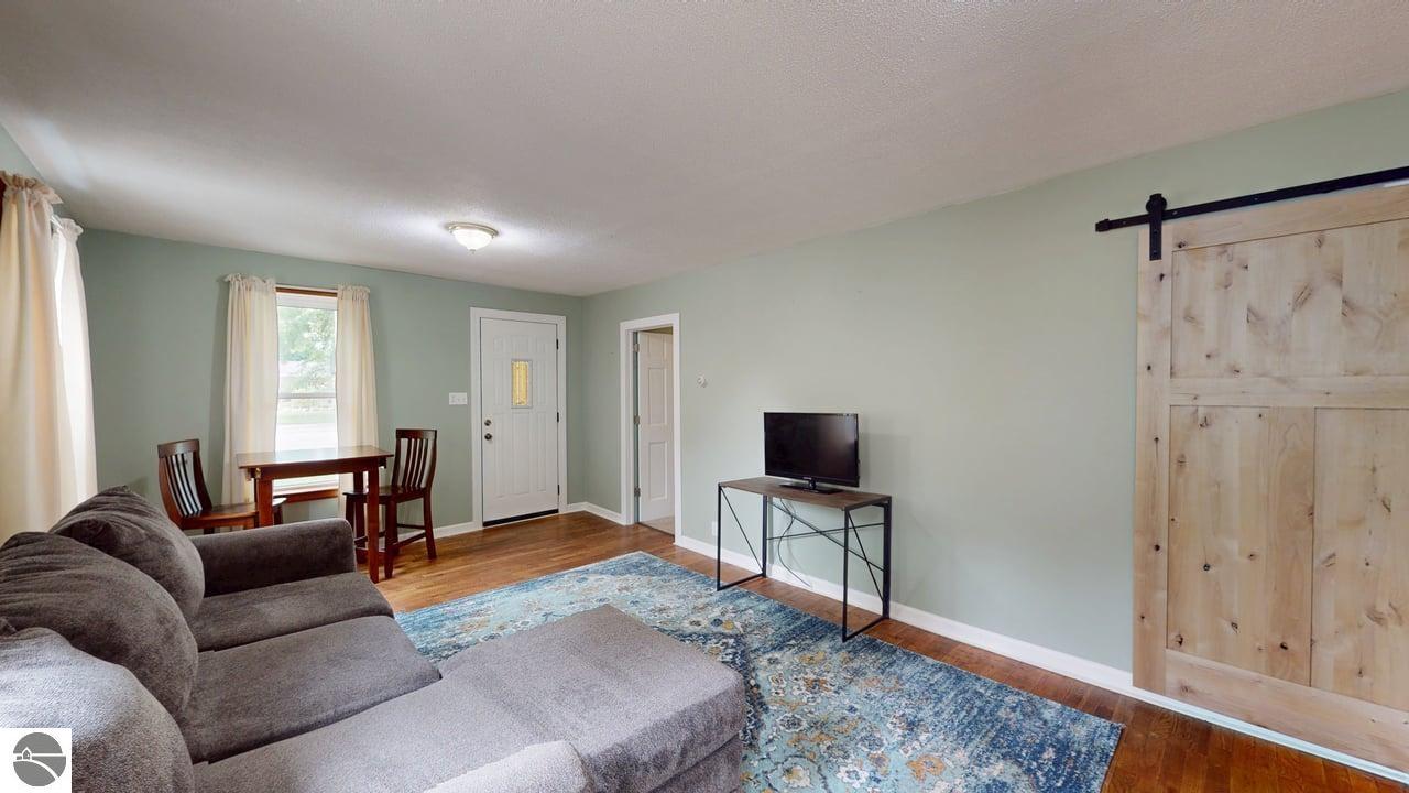 206 W State Street, Clare, MI 48617 — Photo 7