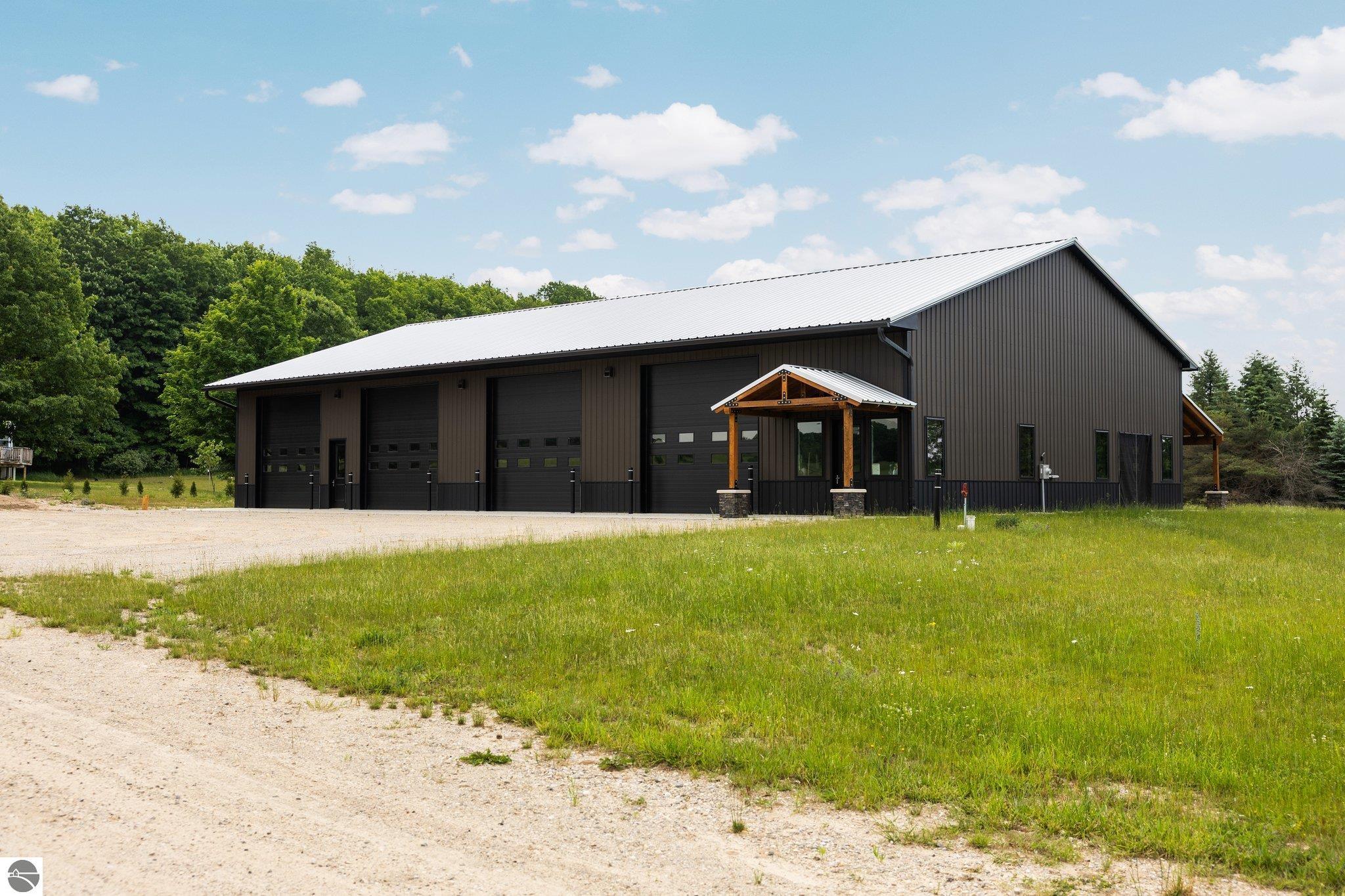 Click to enlarge photo