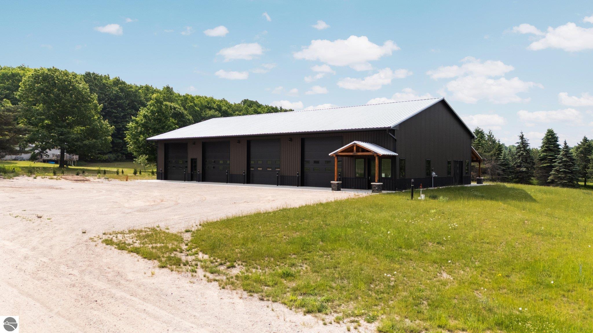 Click to enlarge photo