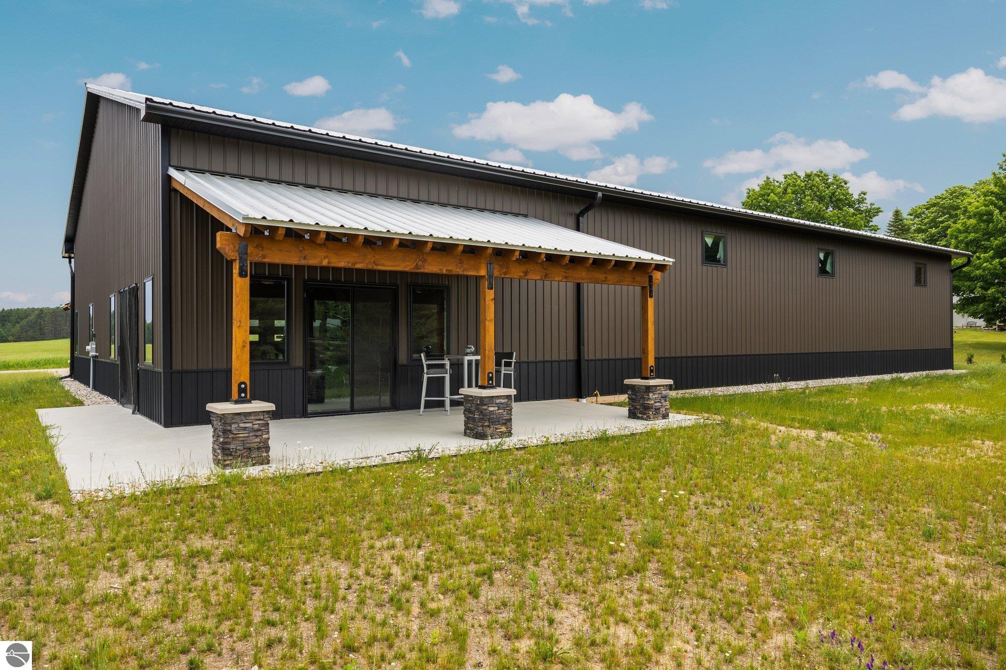 Click to enlarge photo