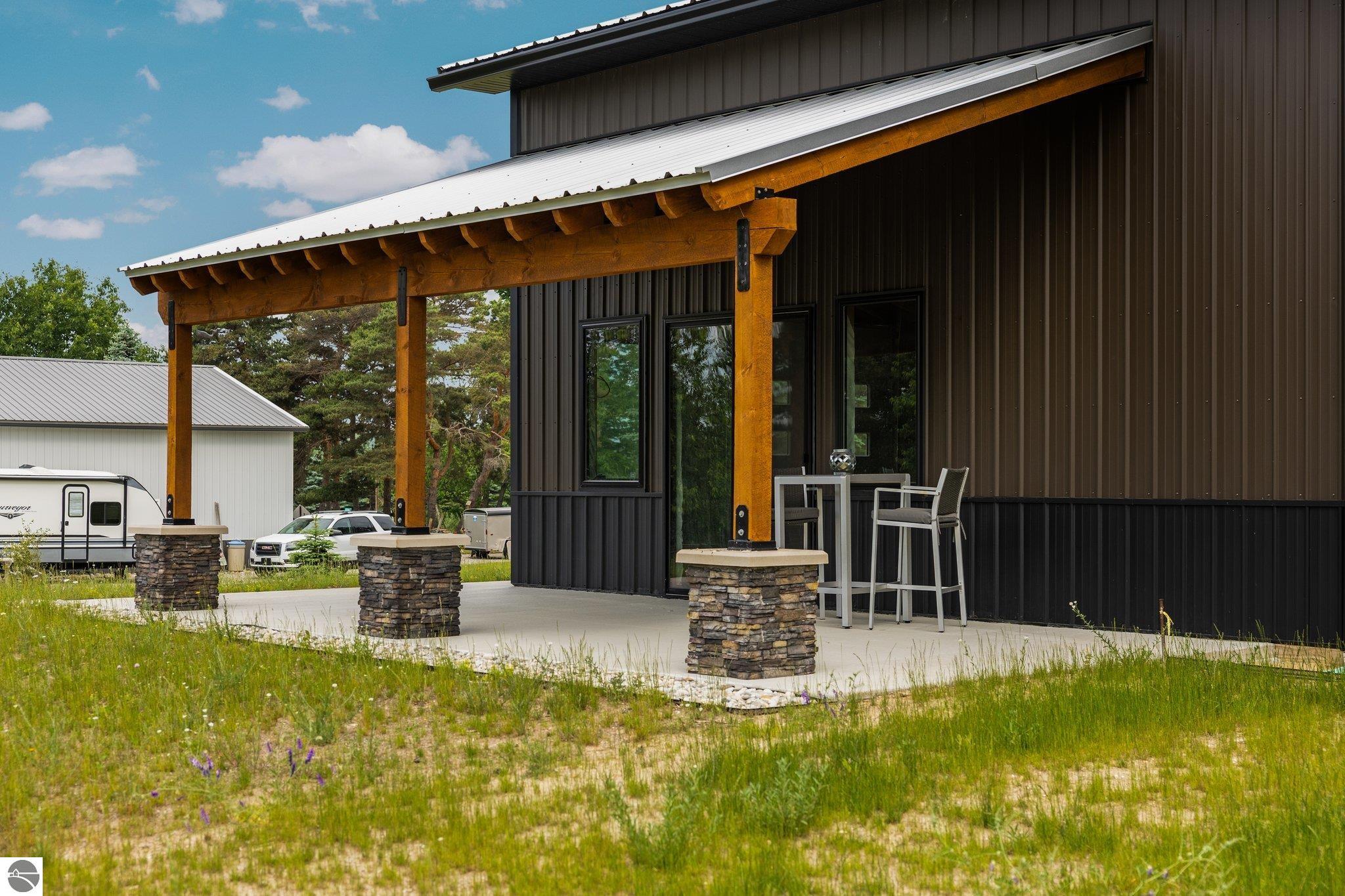 Click to enlarge photo