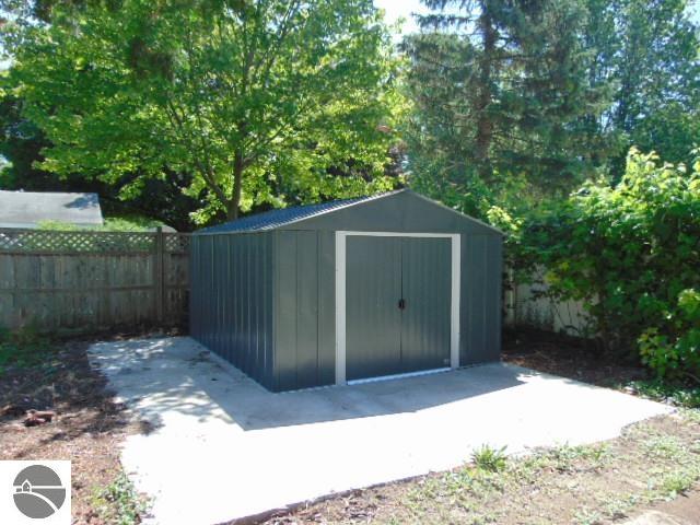 105 S Gwinner Street, Ithaca, MI 48847 — Photo 4