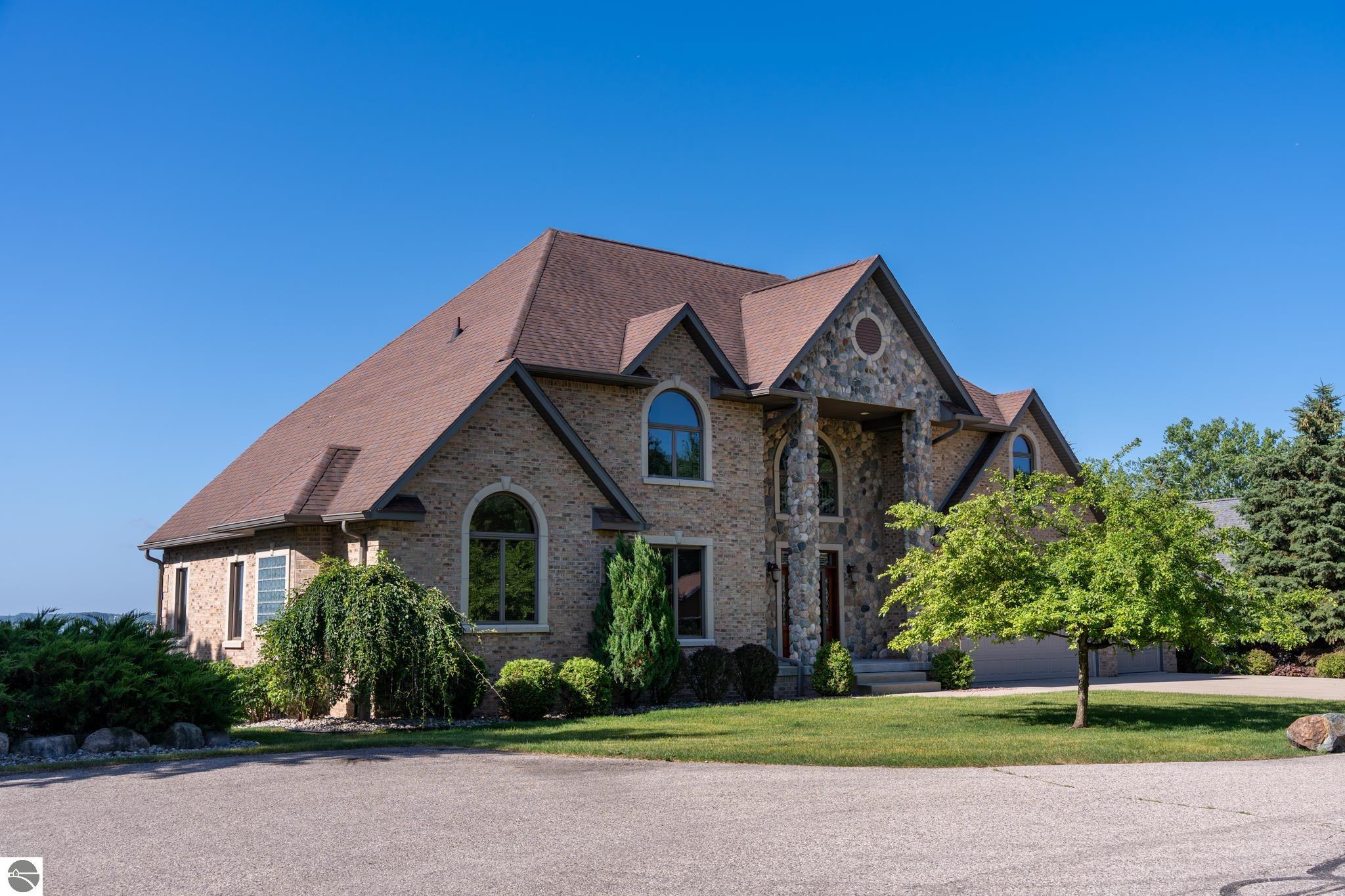 Click to enlarge photo