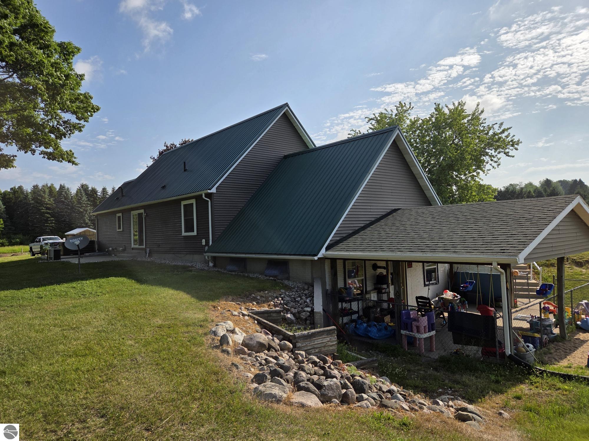 14123 30th Avenue, Remus, MI 49340 — Photo 6