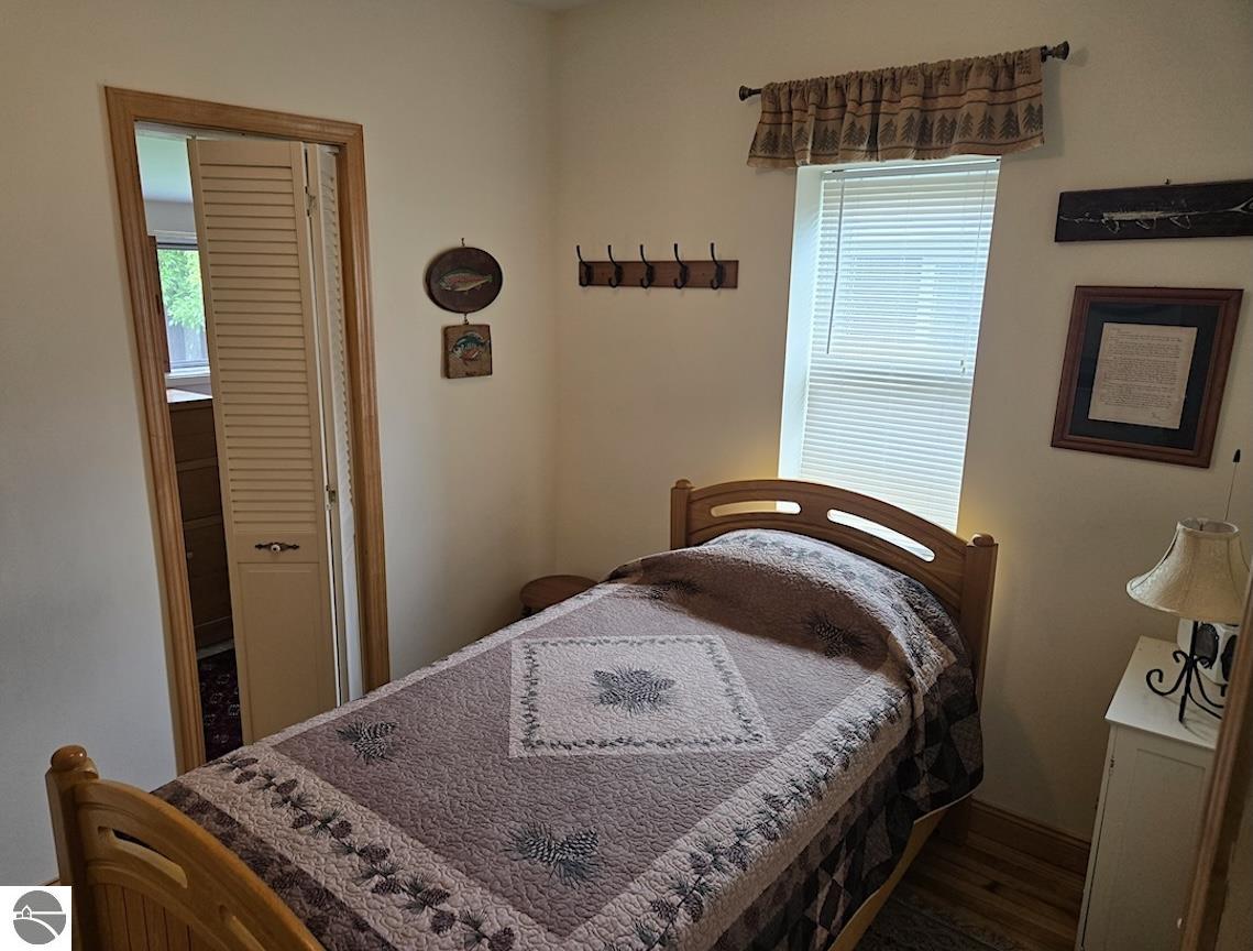 705 E Bay Street, East Tawas, MI 48730 — Photo 12