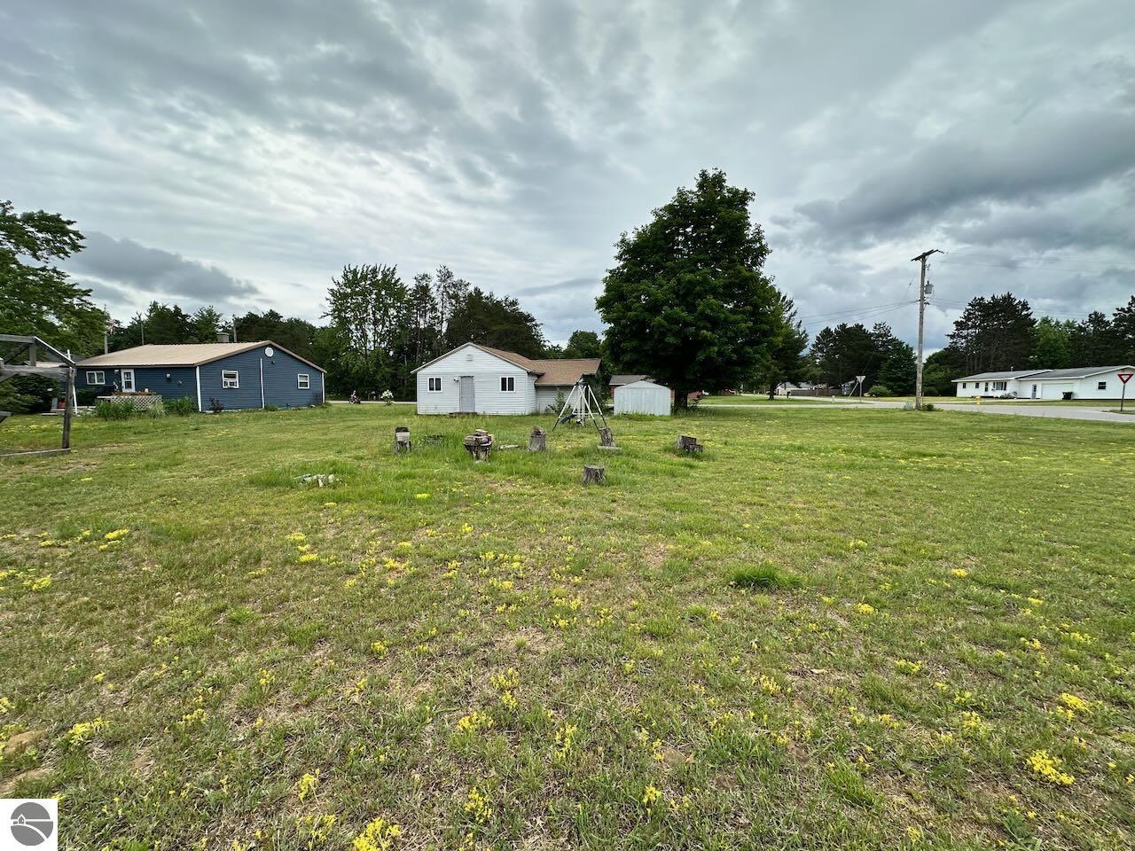 605 N Cherry Street, Kalkaska, MI 49646 — Photo 26