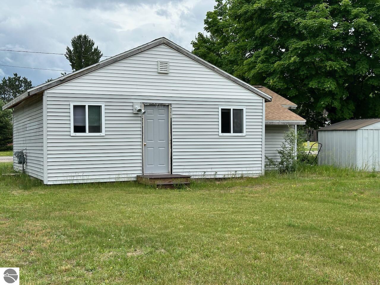 605 N Cherry Street, Kalkaska, MI 49646 — Photo 28