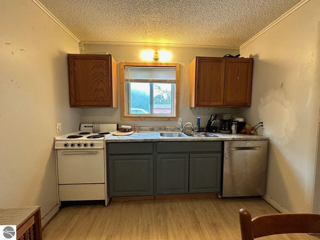 605 N Cherry Street, Kalkaska, MI 49646 — Photo 9