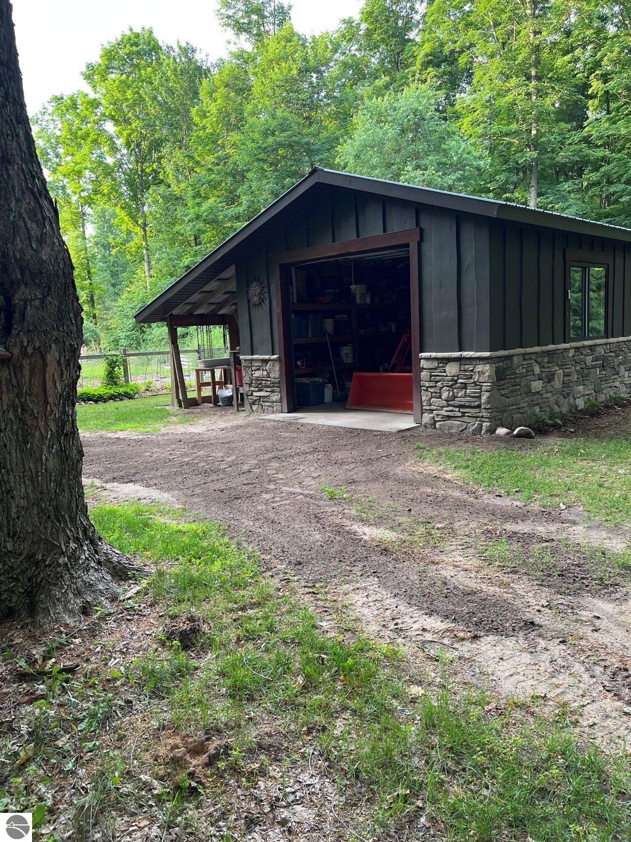 Click to enlarge photo