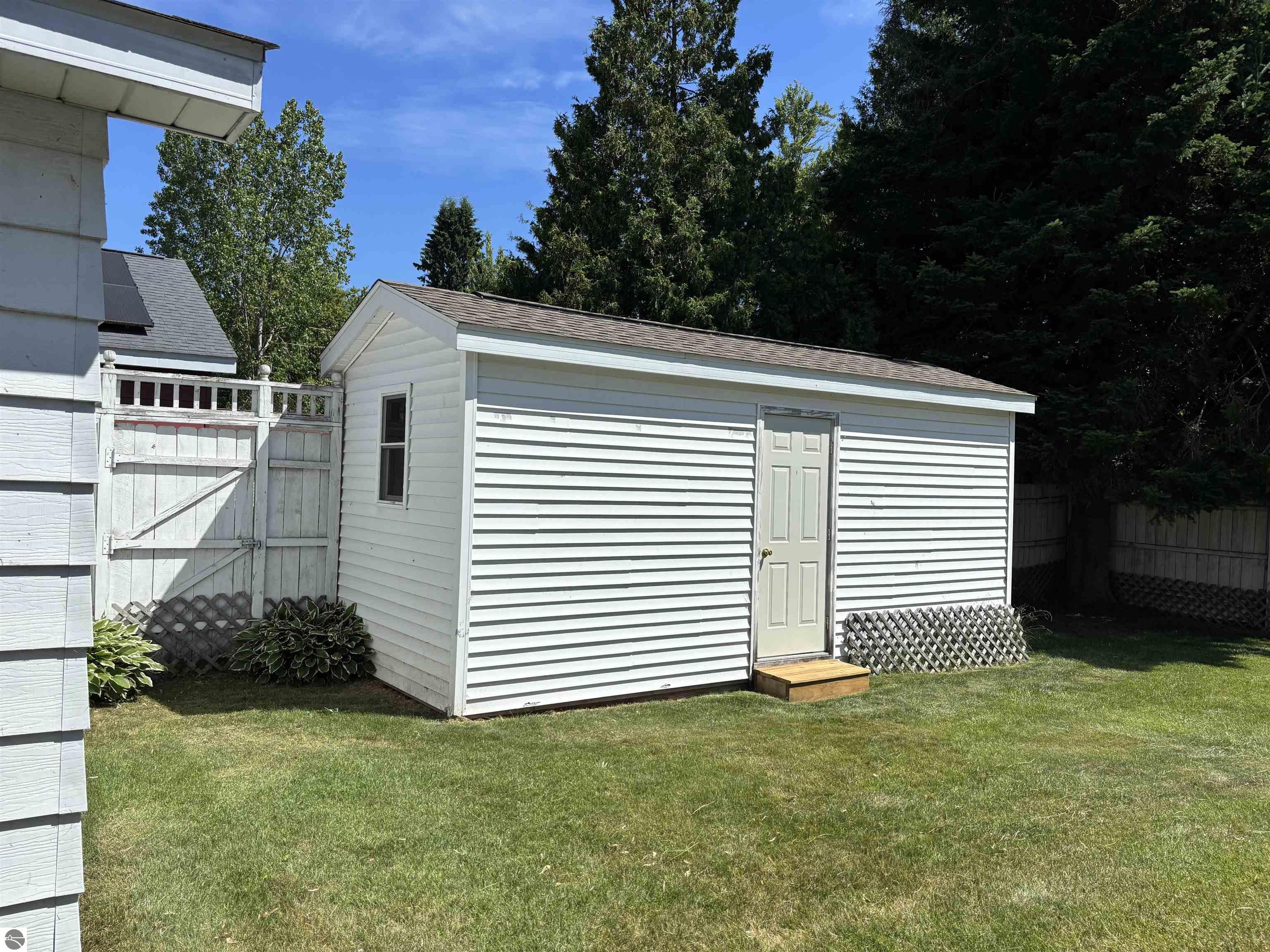 202 Evans Street, East Tawas, MI 48730 — Photo 31