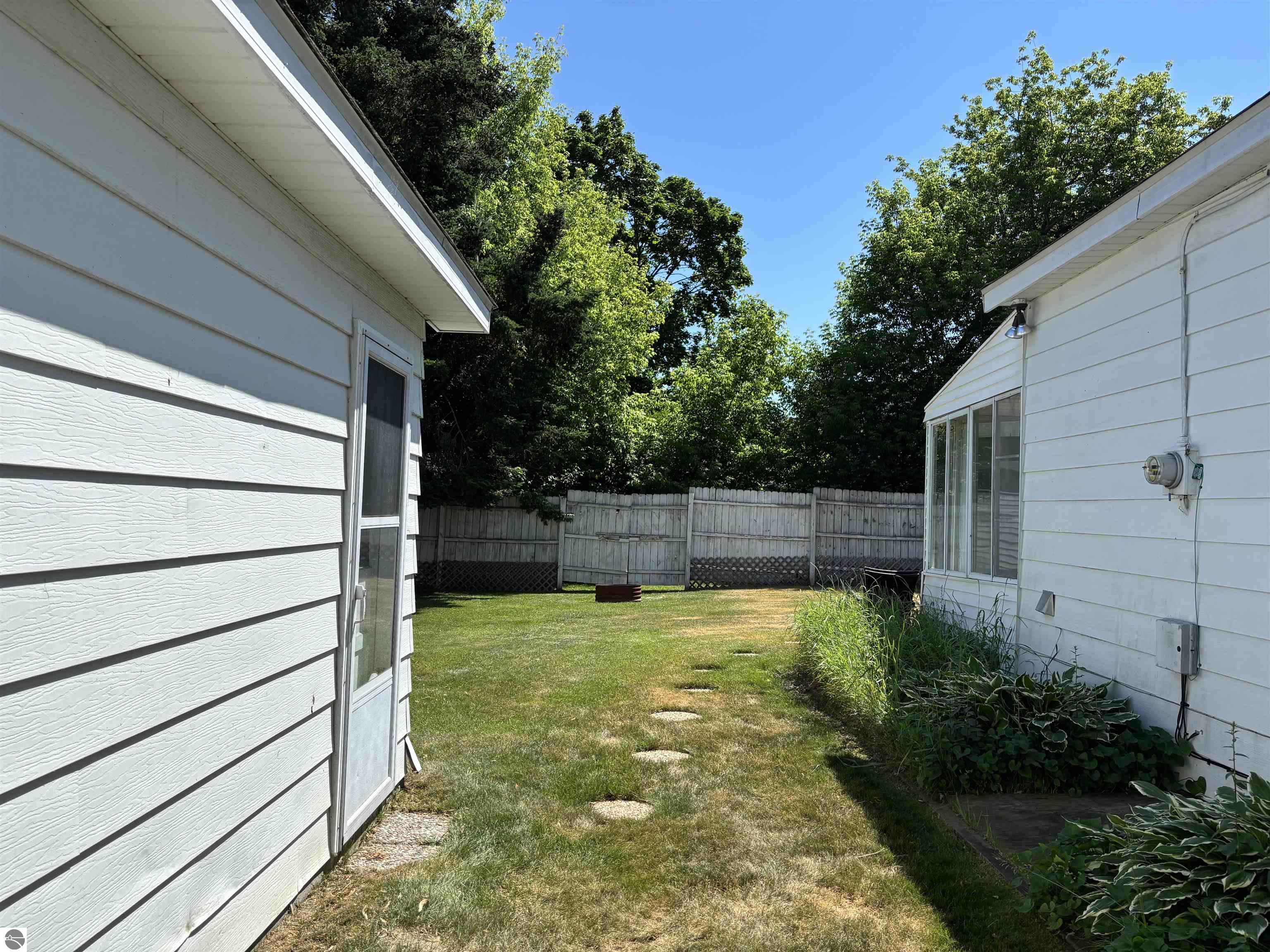 202 Evans Street, East Tawas, MI 48730 — Photo 37