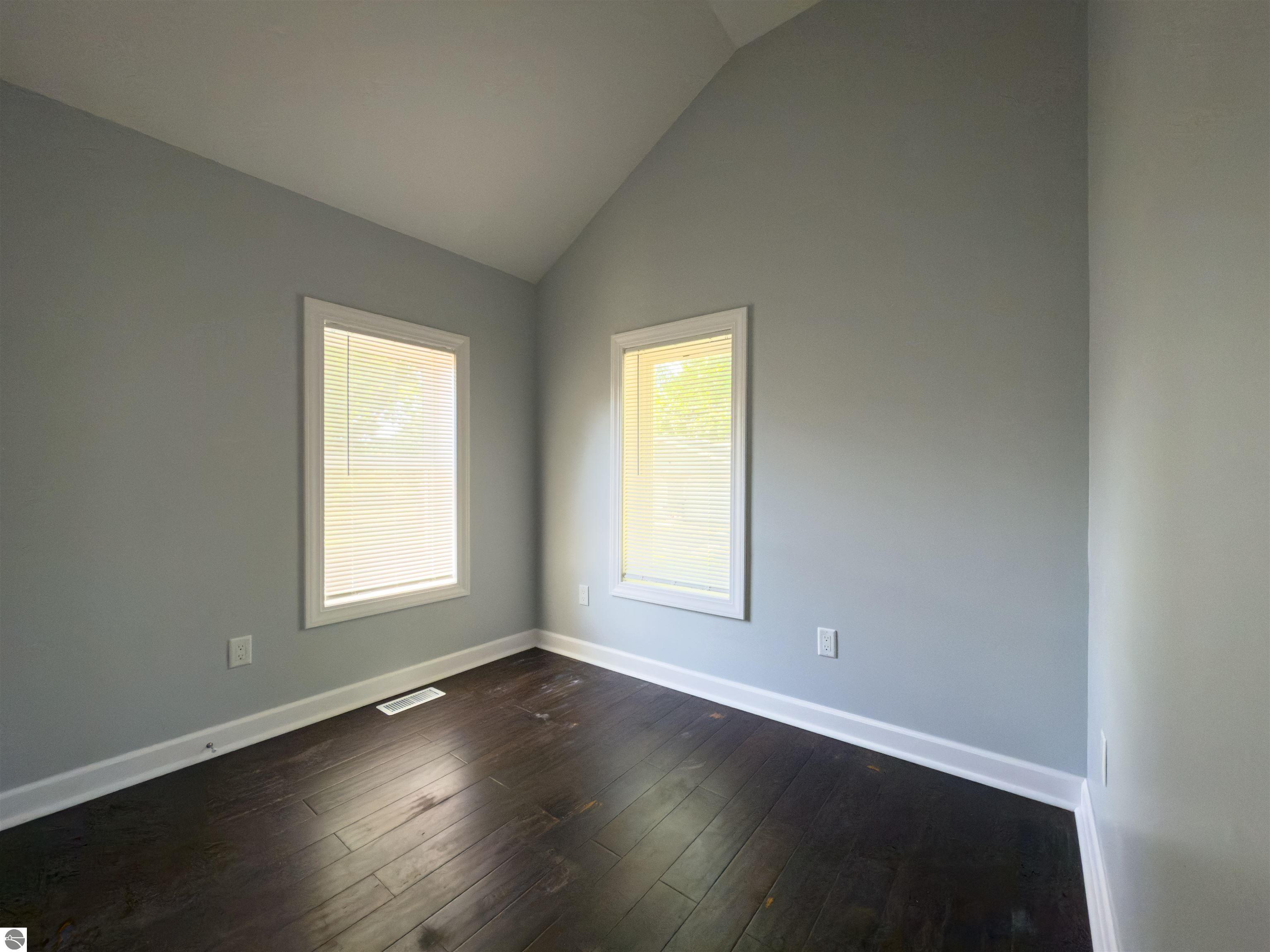 427 N Elm, Ithaca, MI 48847 — Photo 14