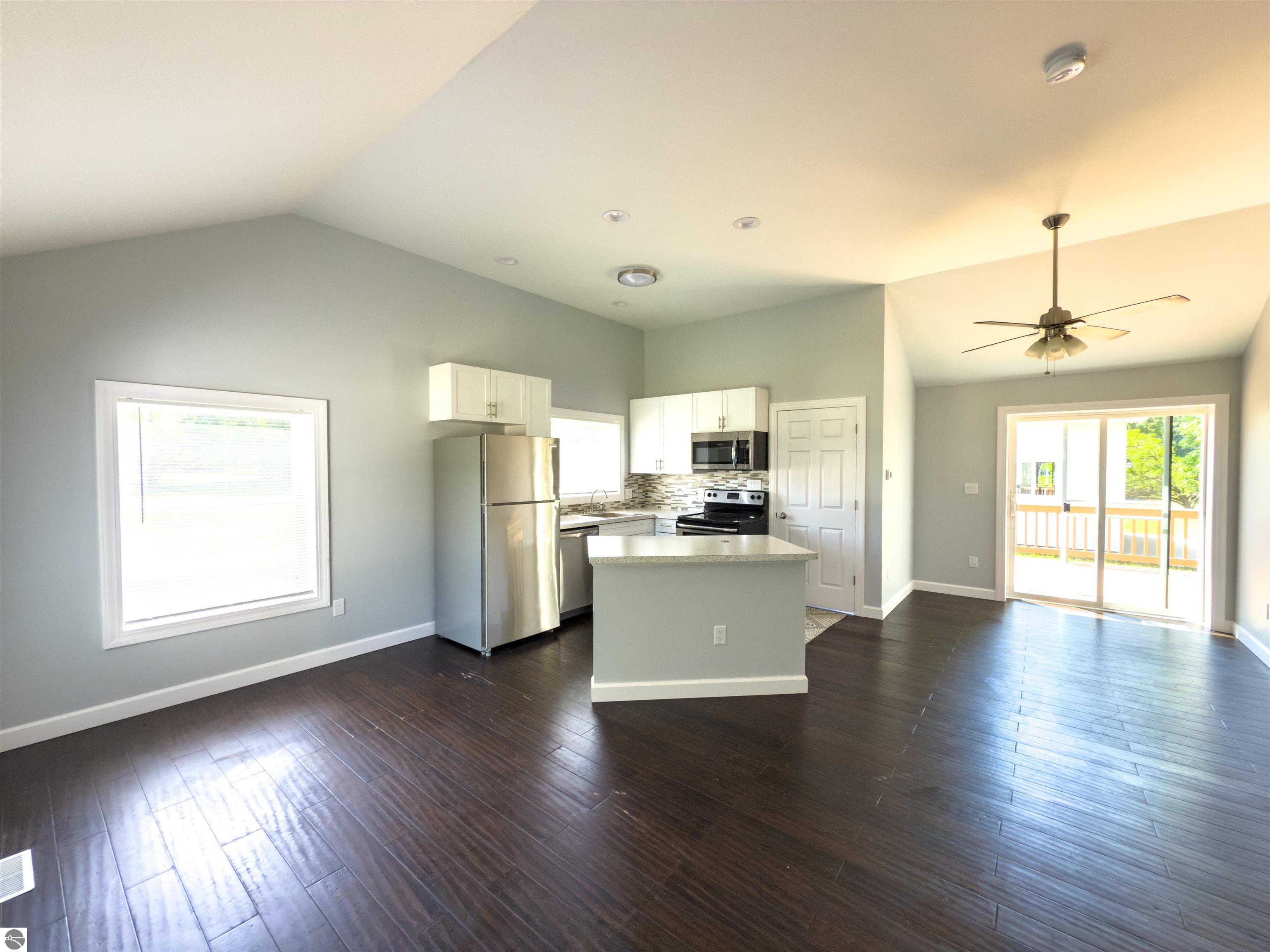 427 N Elm, Ithaca, MI 48847 — Photo 5