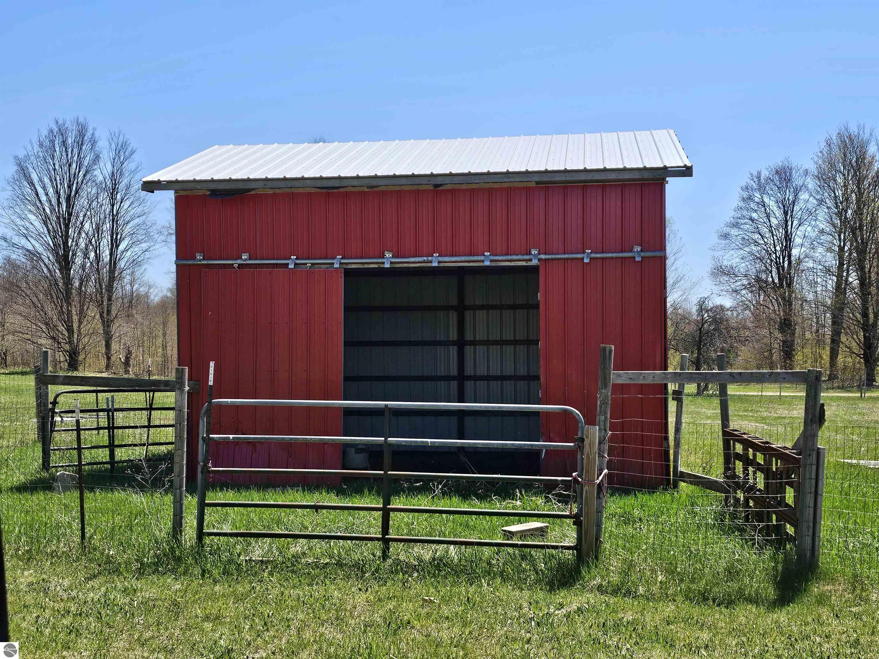 3815 N 3 1/2 Road, Mesick, MI 49668 — Photo 31