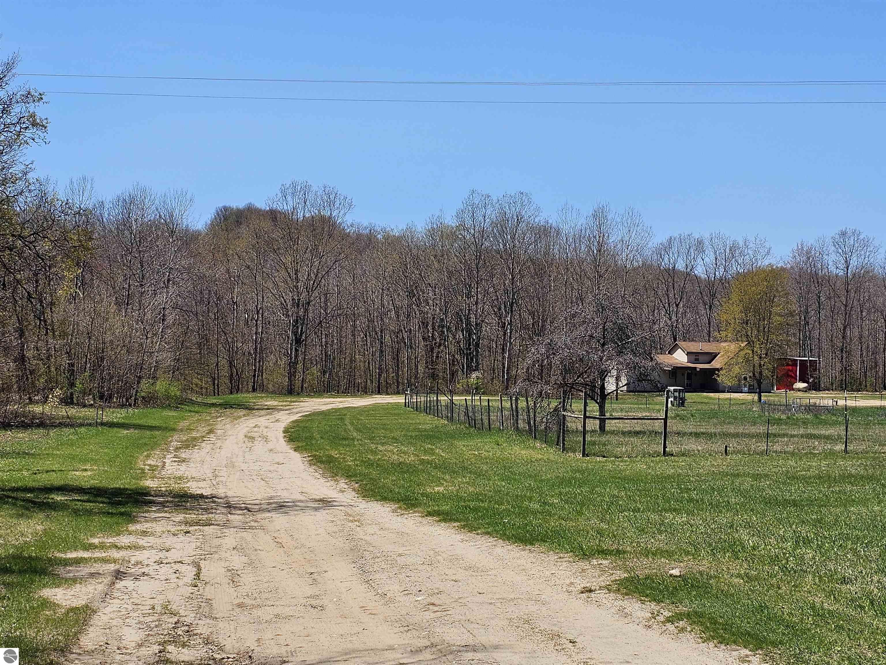 3815 N 3 1/2 Road, Mesick, MI 49668 — Photo 36