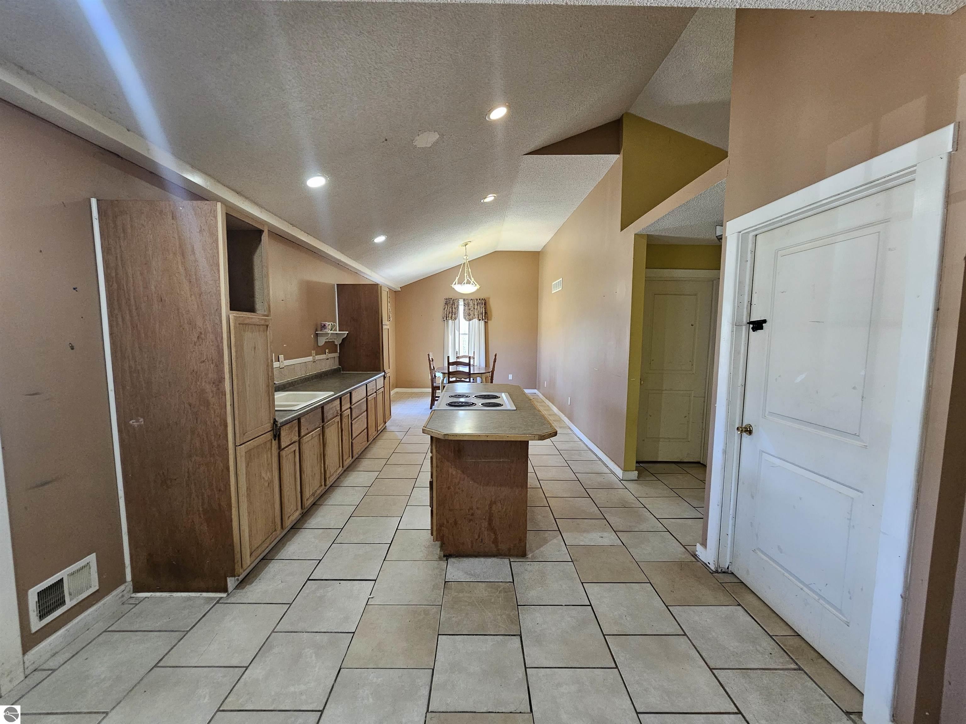 3815 N 3 1/2 Road, Mesick, MI 49668 — Photo 9