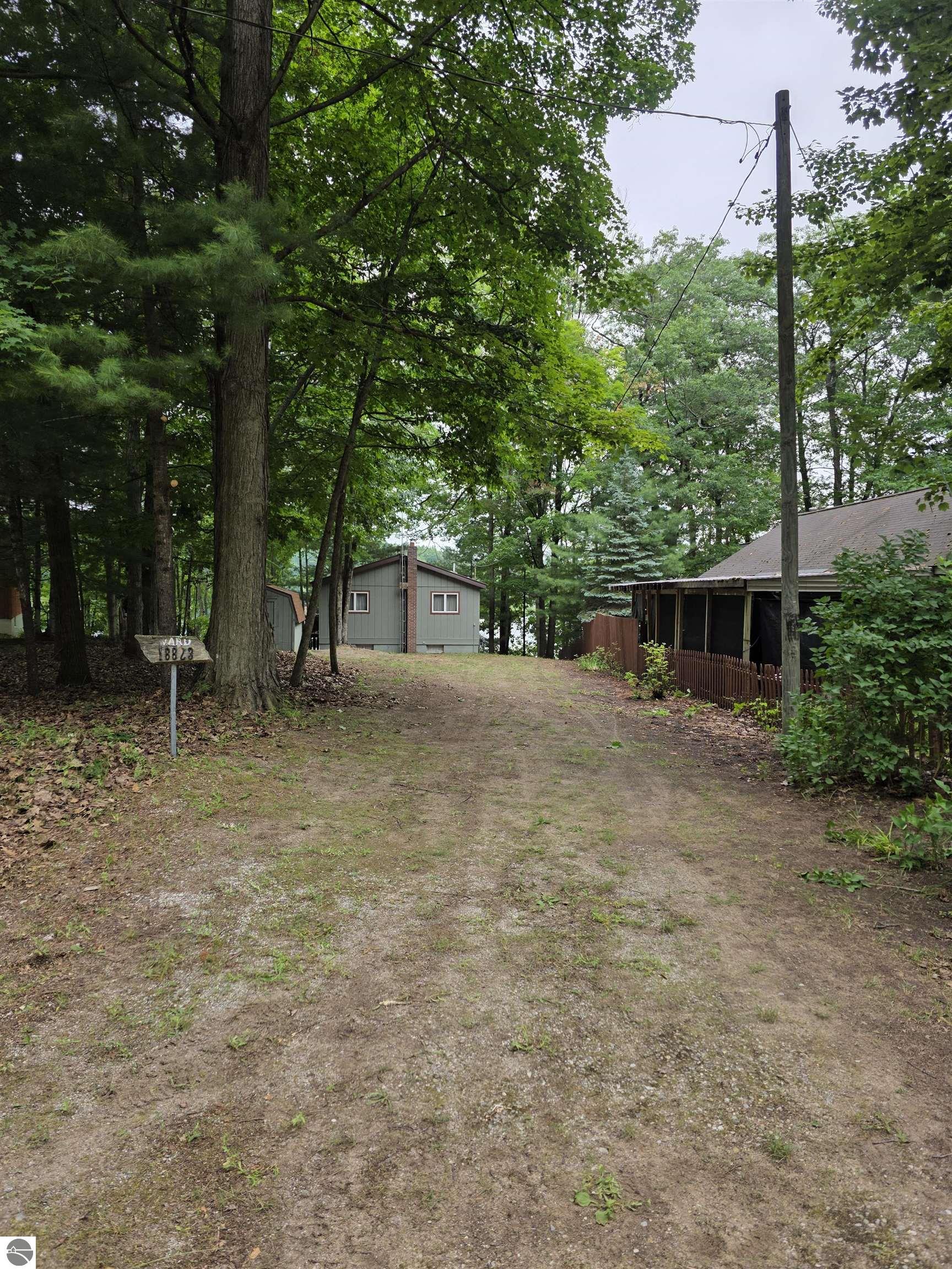 18823 Lakewood Circle, Lake Ann, MI 49650 — Photo 3