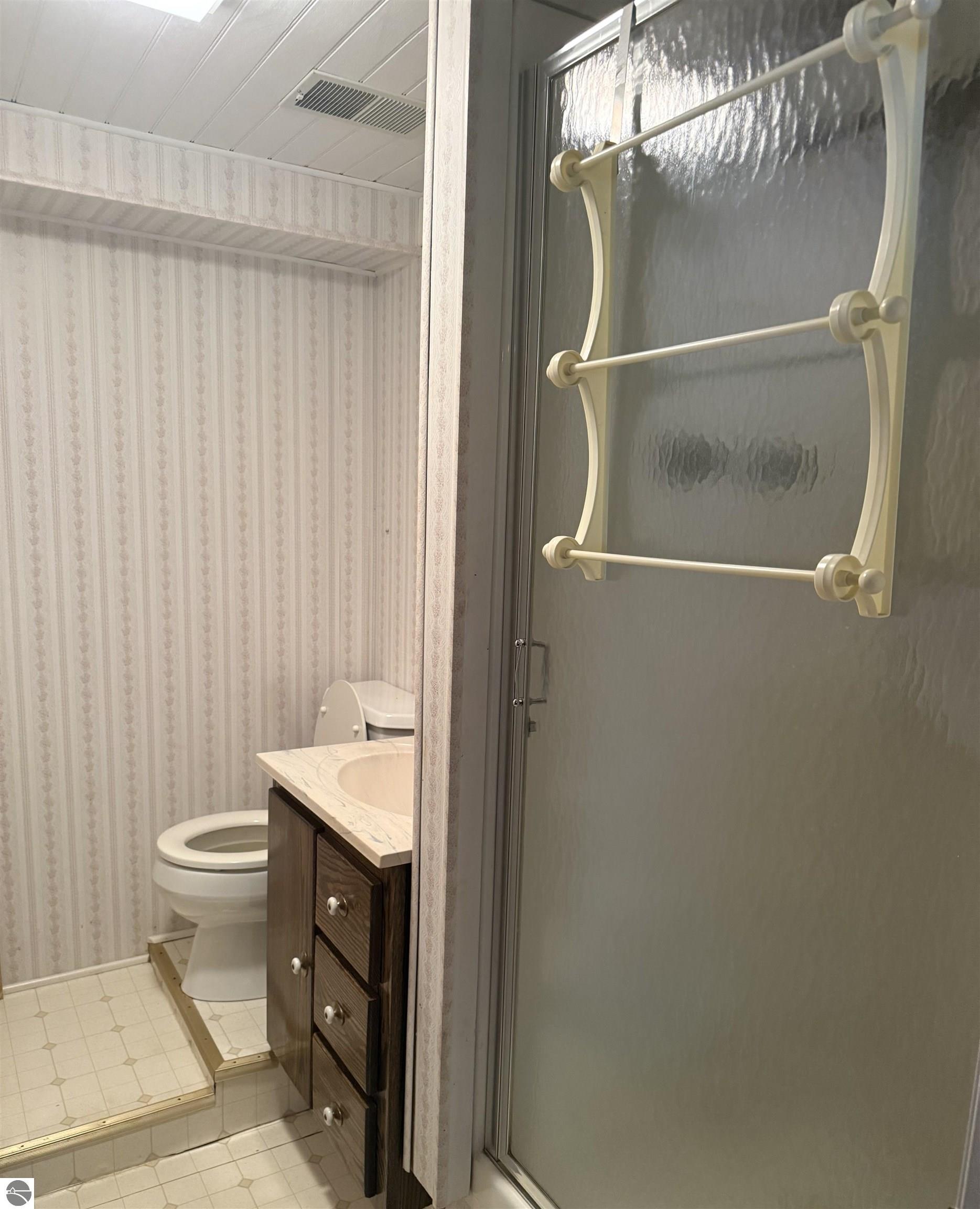 18823 Lakewood Circle, Lake Ann, MI 49650 — Photo 21