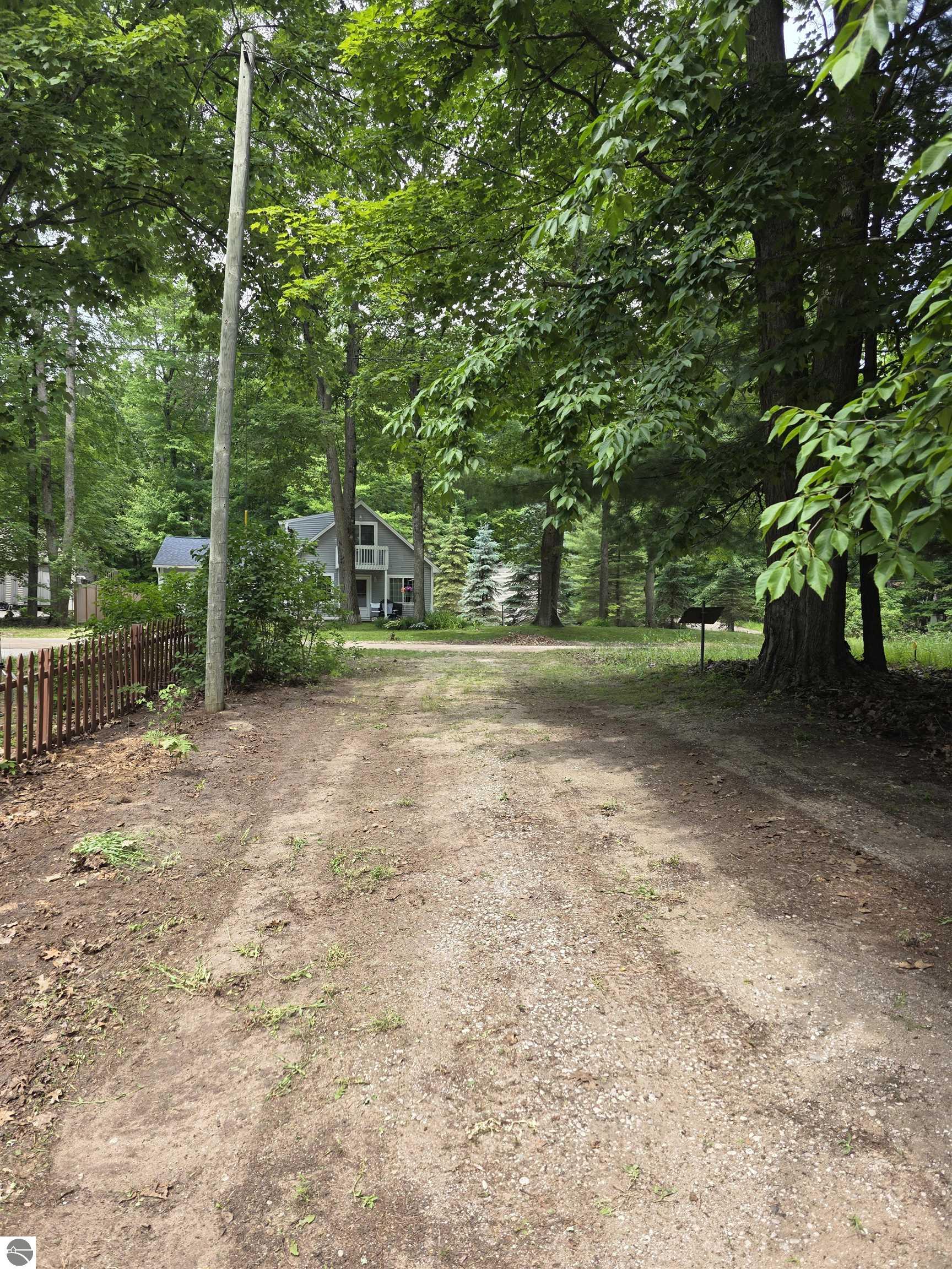 18823 Lakewood Circle, Lake Ann, MI 49650 — Photo 40
