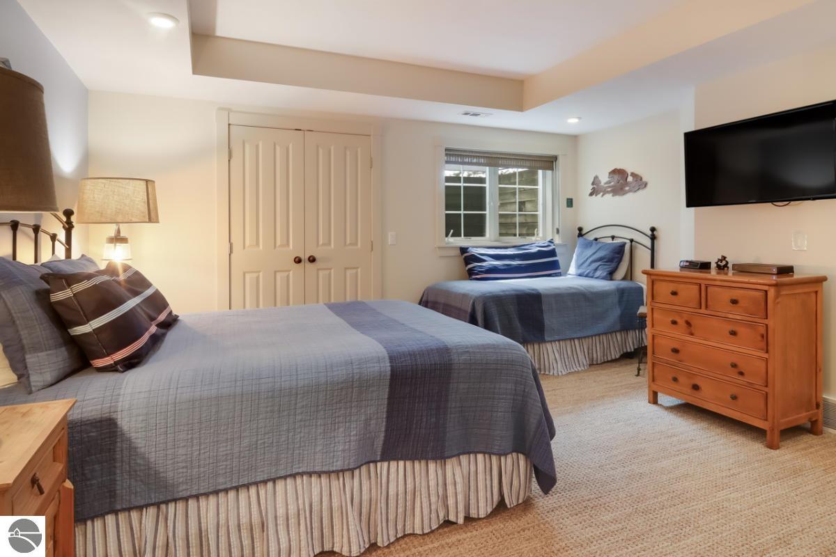 2G Fish House, Glen Arbor, MI 49636 — Photo 15