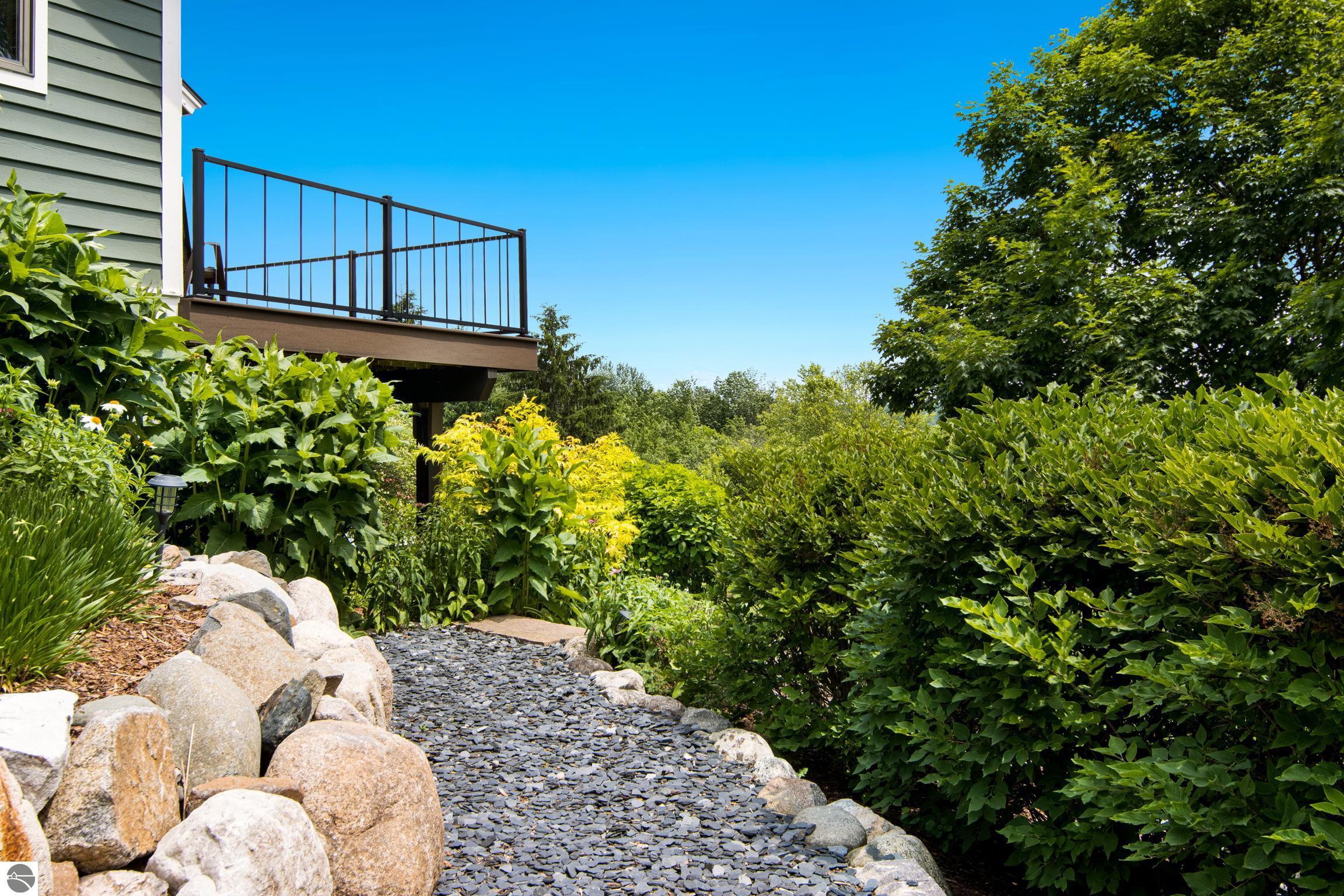 6730 S Glazier Beach Drive, Cedar, MI 49621 — Photo 49