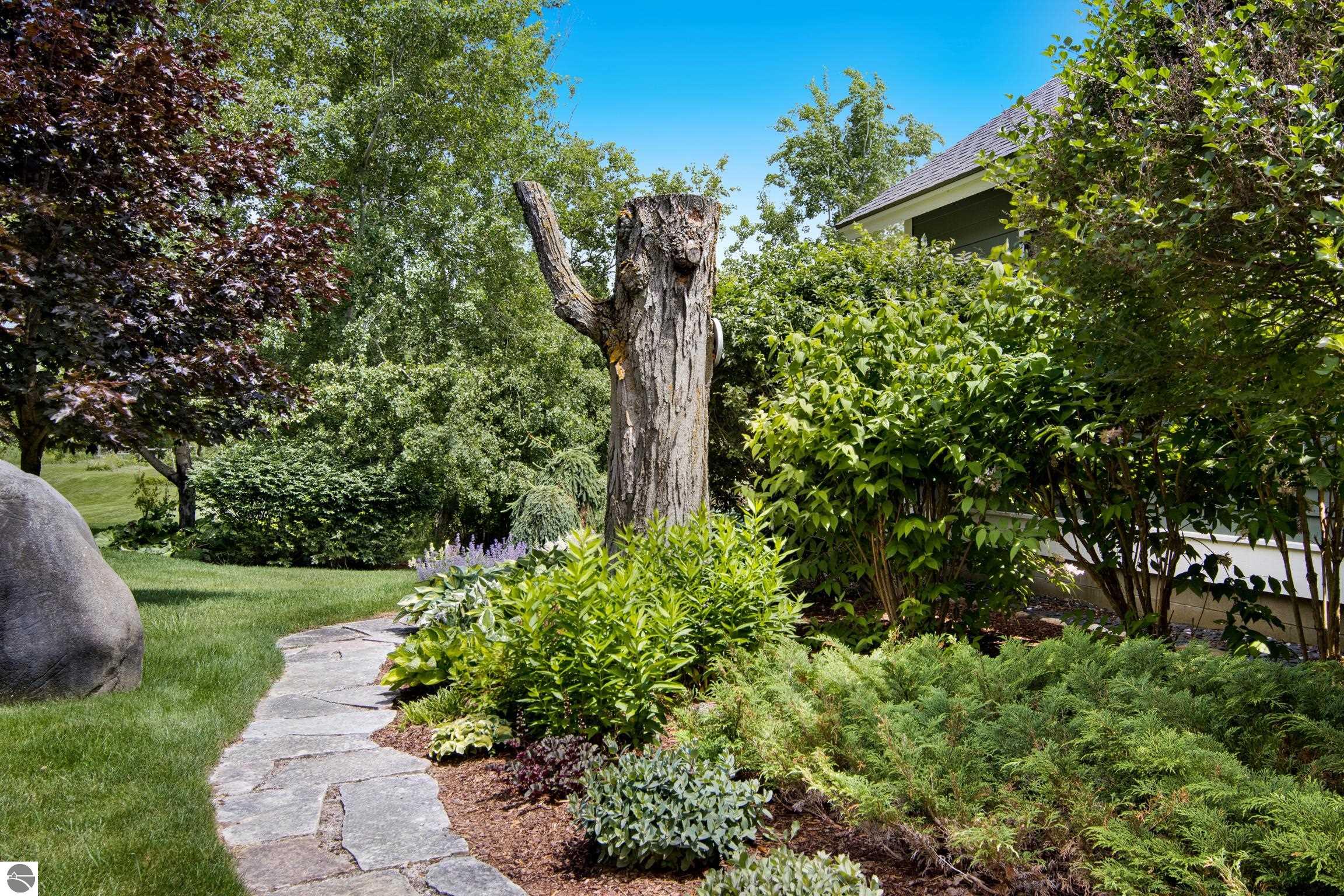 6730 S Glazier Beach Drive, Cedar, MI 49621 — Photo 52