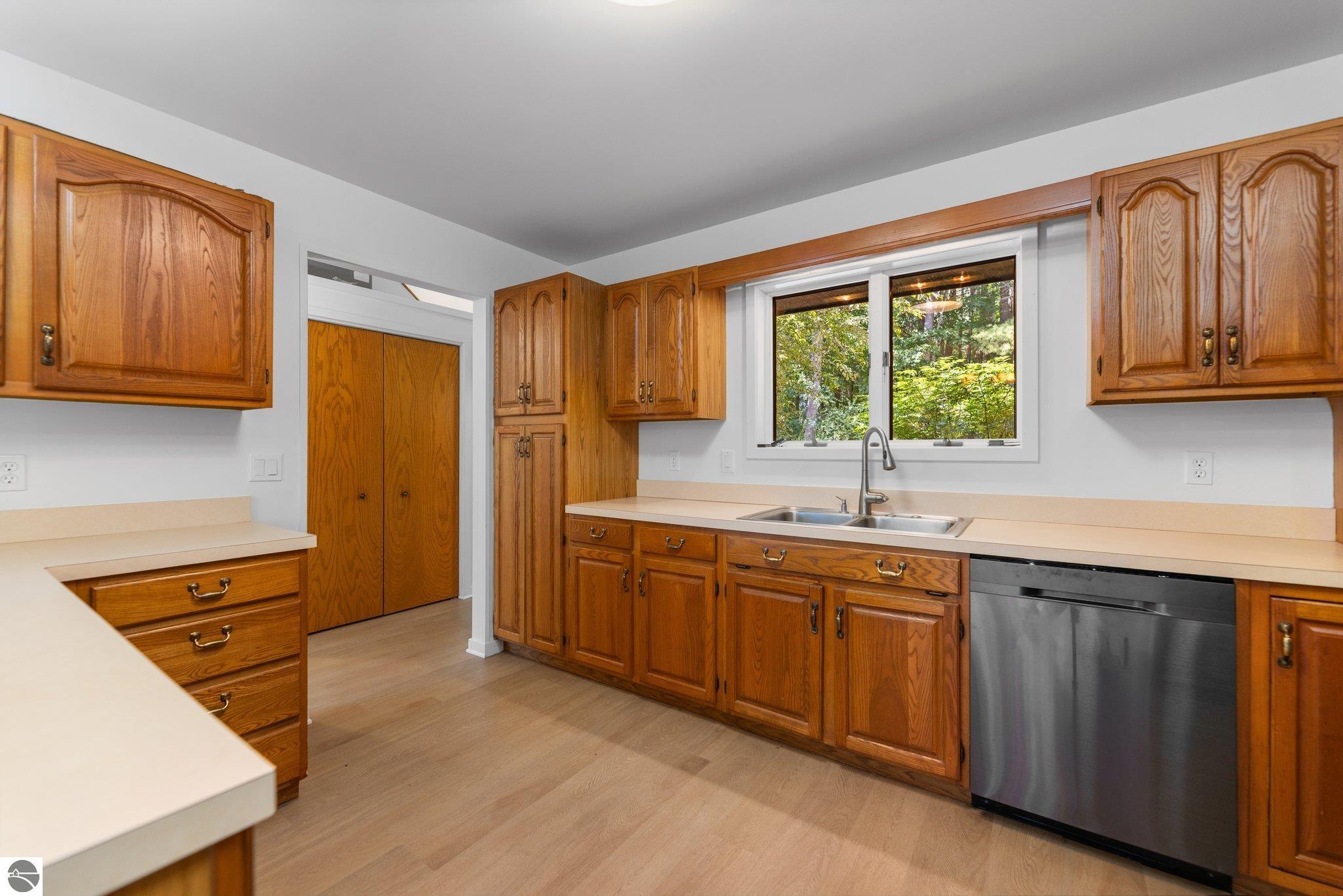 12271 E Woolsey Lake Road, Northport, MI 49670 — Photo 16
