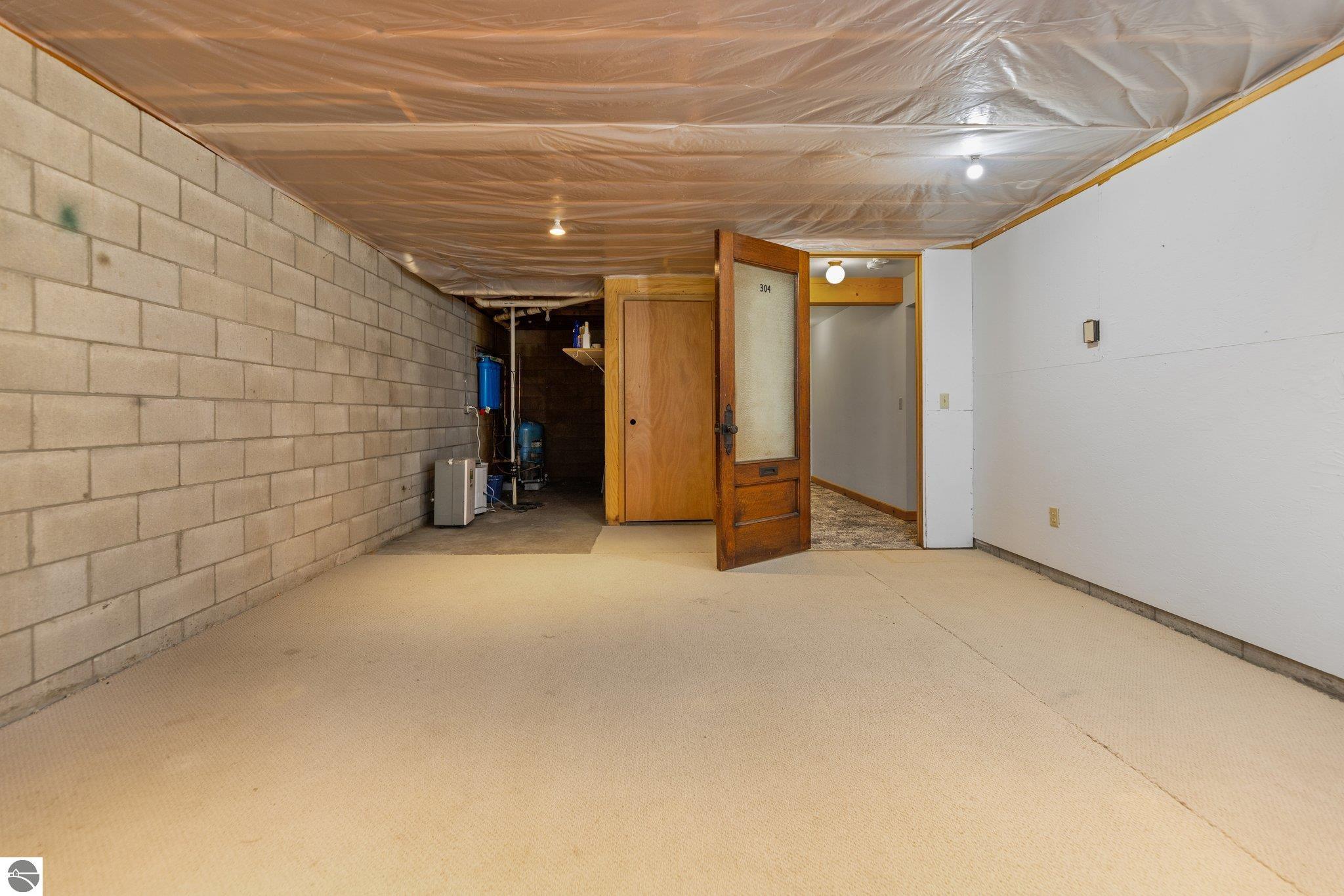 12271 E Woolsey Lake Road, Northport, MI 49670 — Photo 32