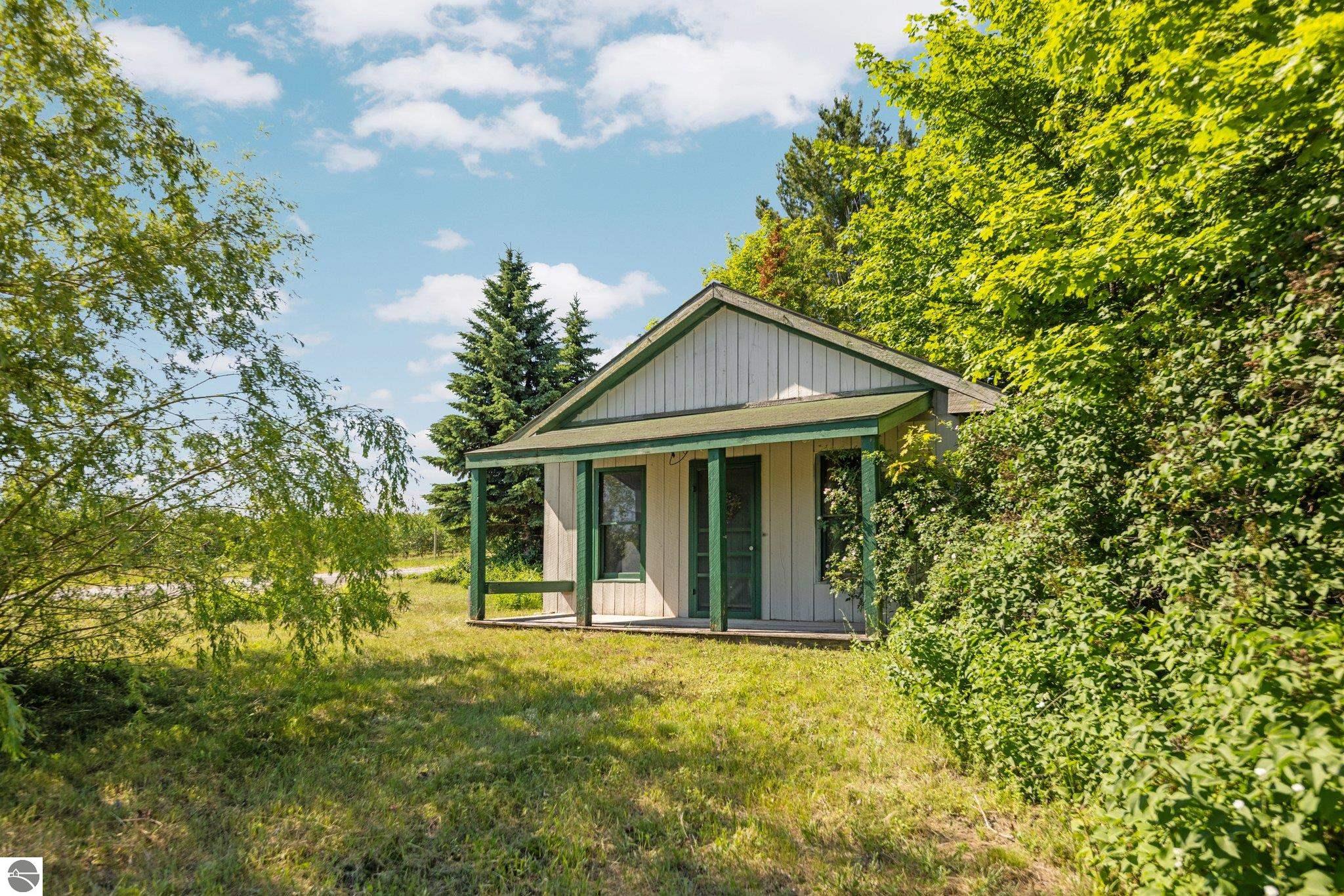 12271 E Woolsey Lake Road, Northport, MI 49670 — Photo 5