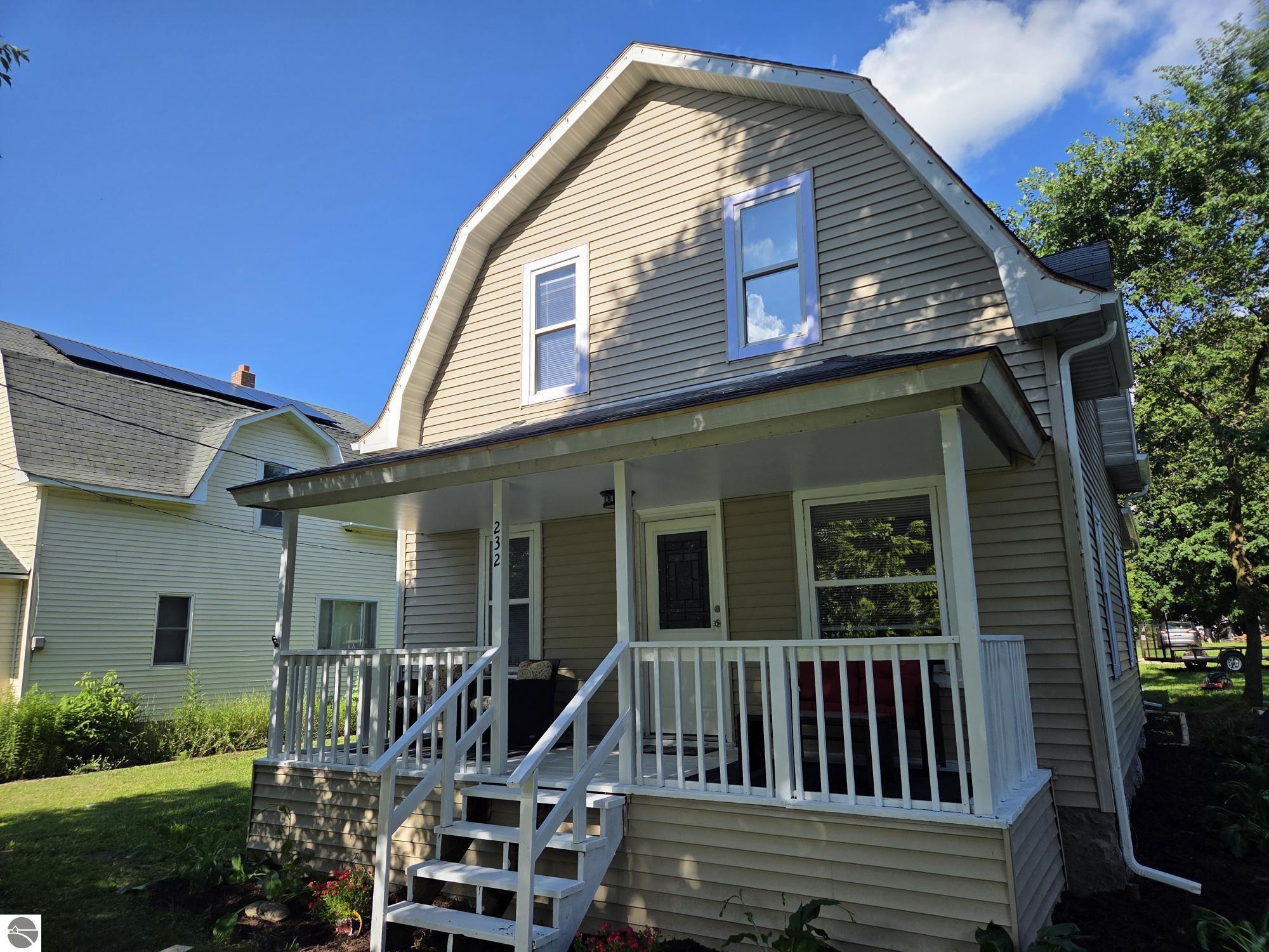 232 N Sheridan Road, Remus, MI 49340 — front exterior