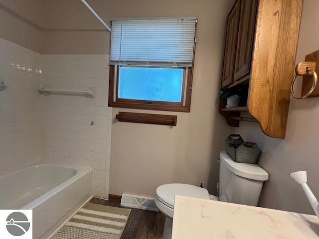 129 Grant Street, East Tawas, MI 48730 — Photo 32