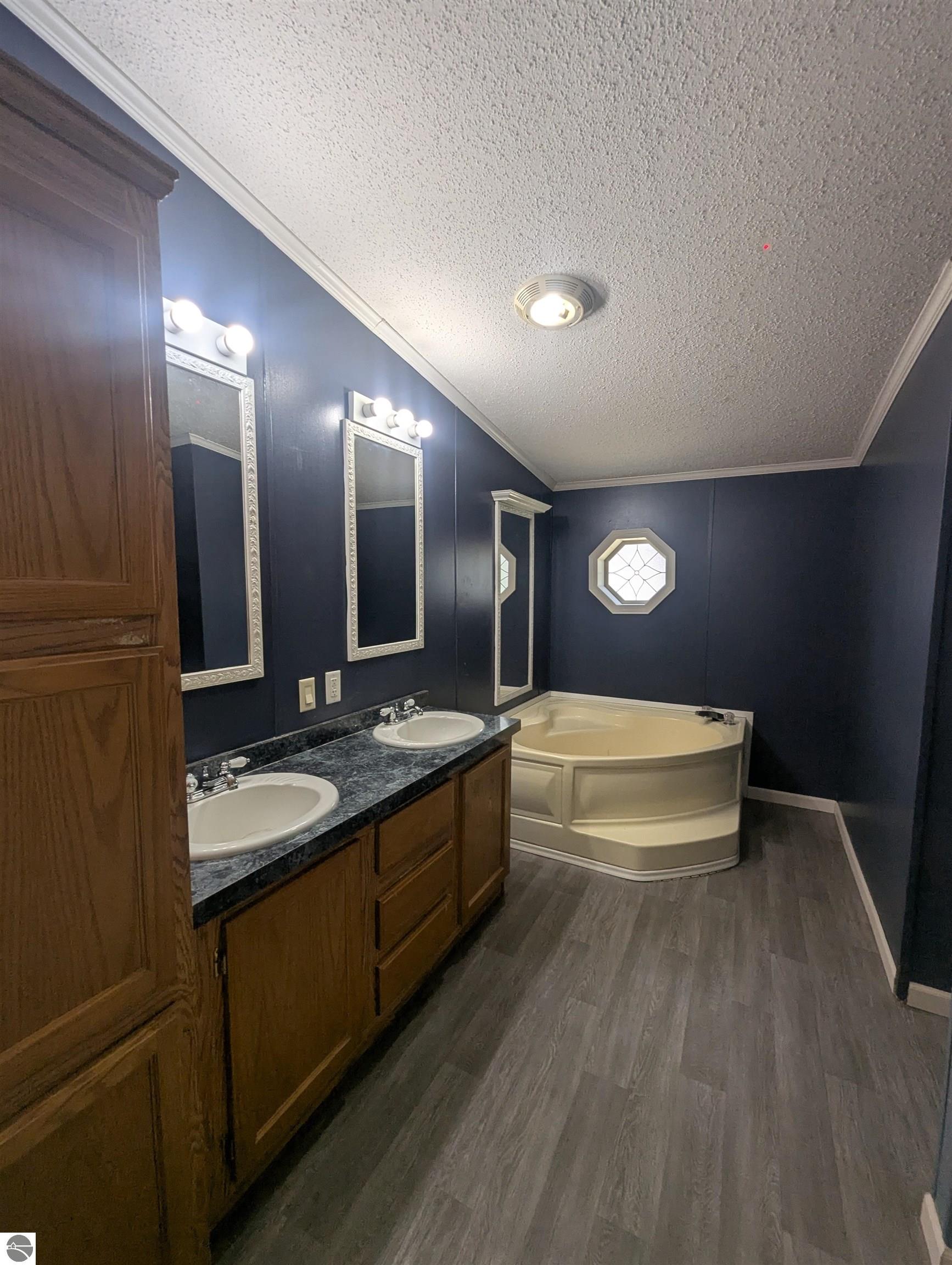 209 W North Street, Standish, MI 48658 — Photo 27