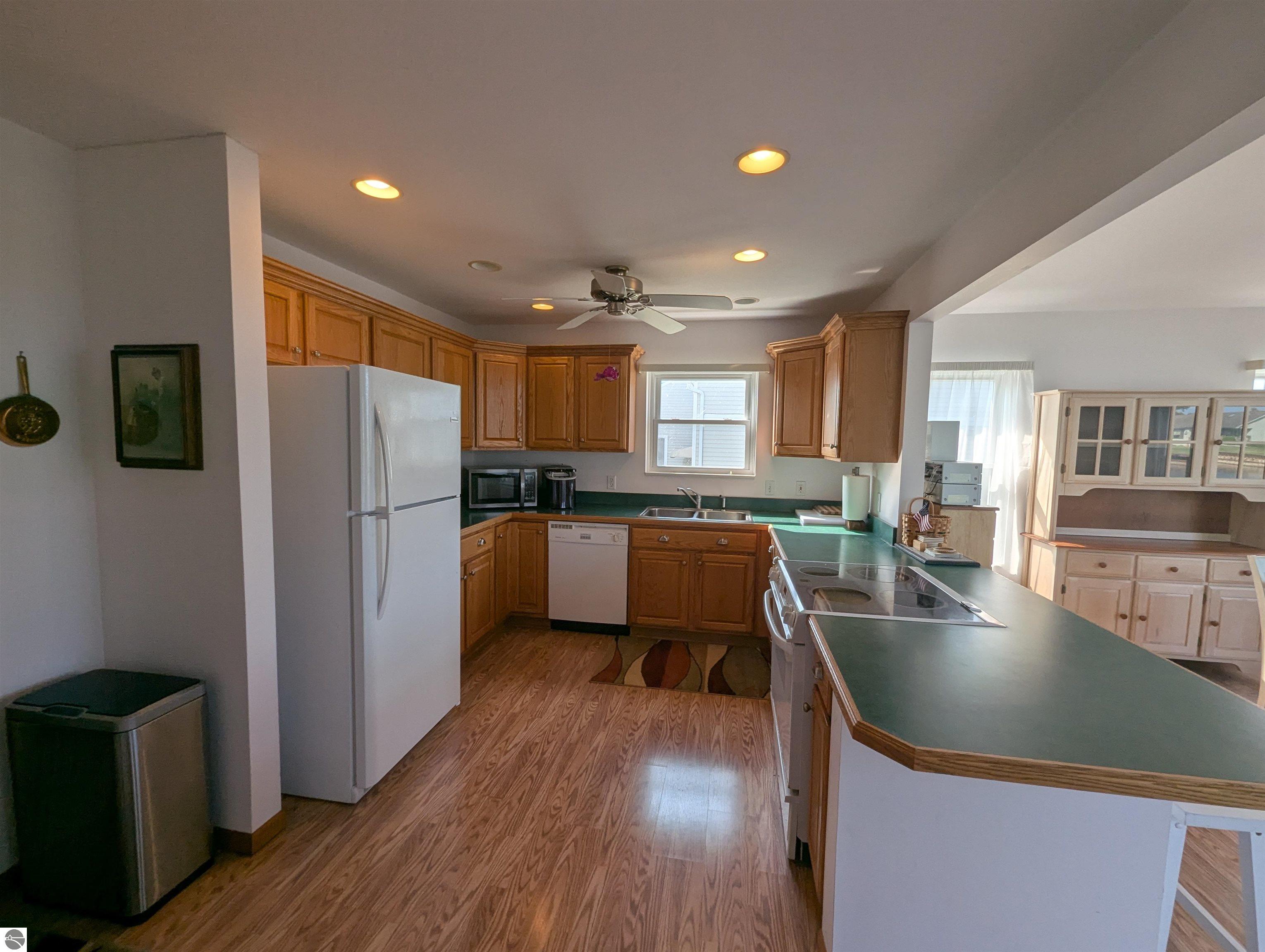 1810 E Riverside Drive, Au Gres, MI 48703 — Photo 20