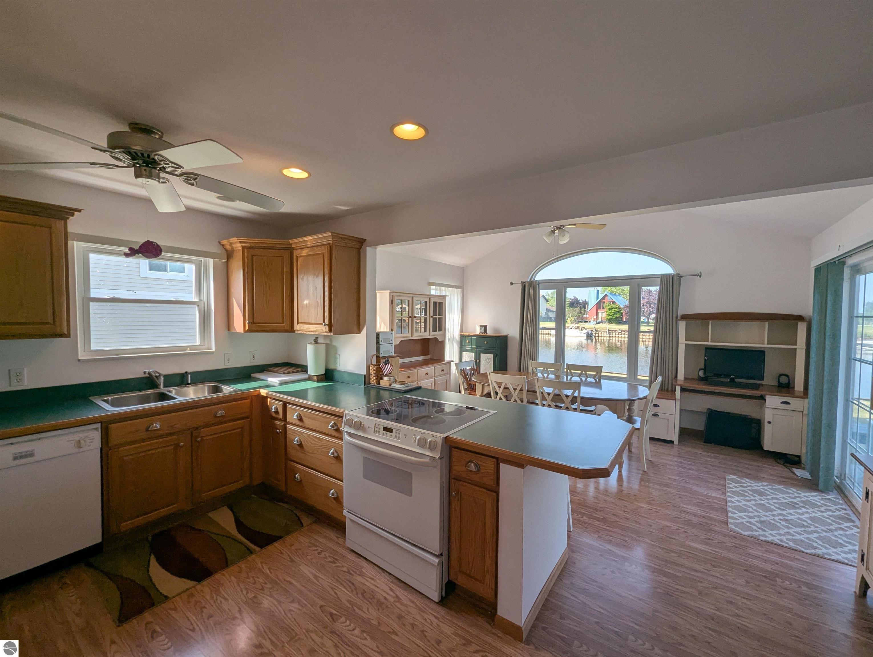 1810 E Riverside Drive, Au Gres, MI 48703 — Photo 21