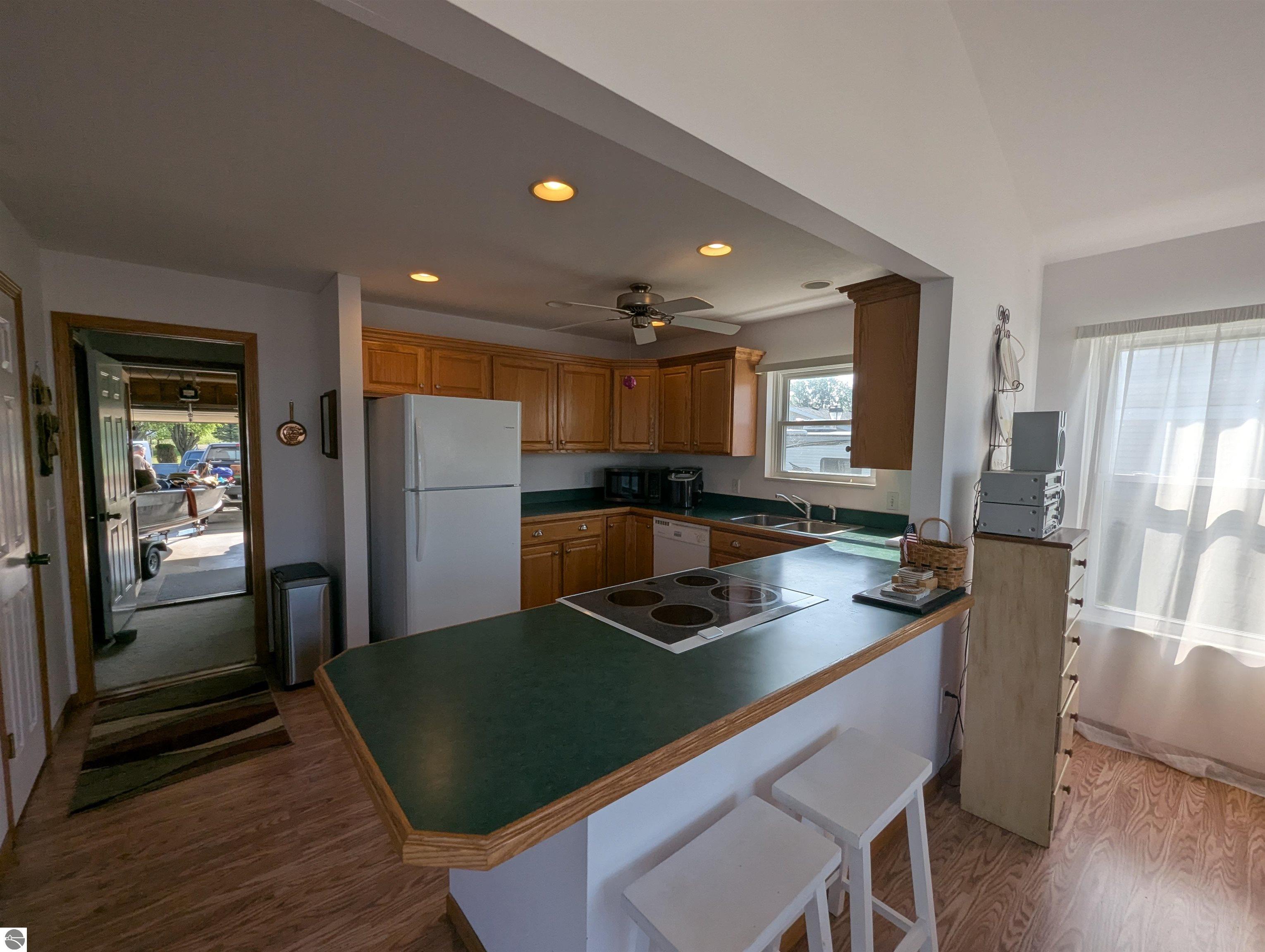 1810 E Riverside Drive, Au Gres, MI 48703 — Photo 23