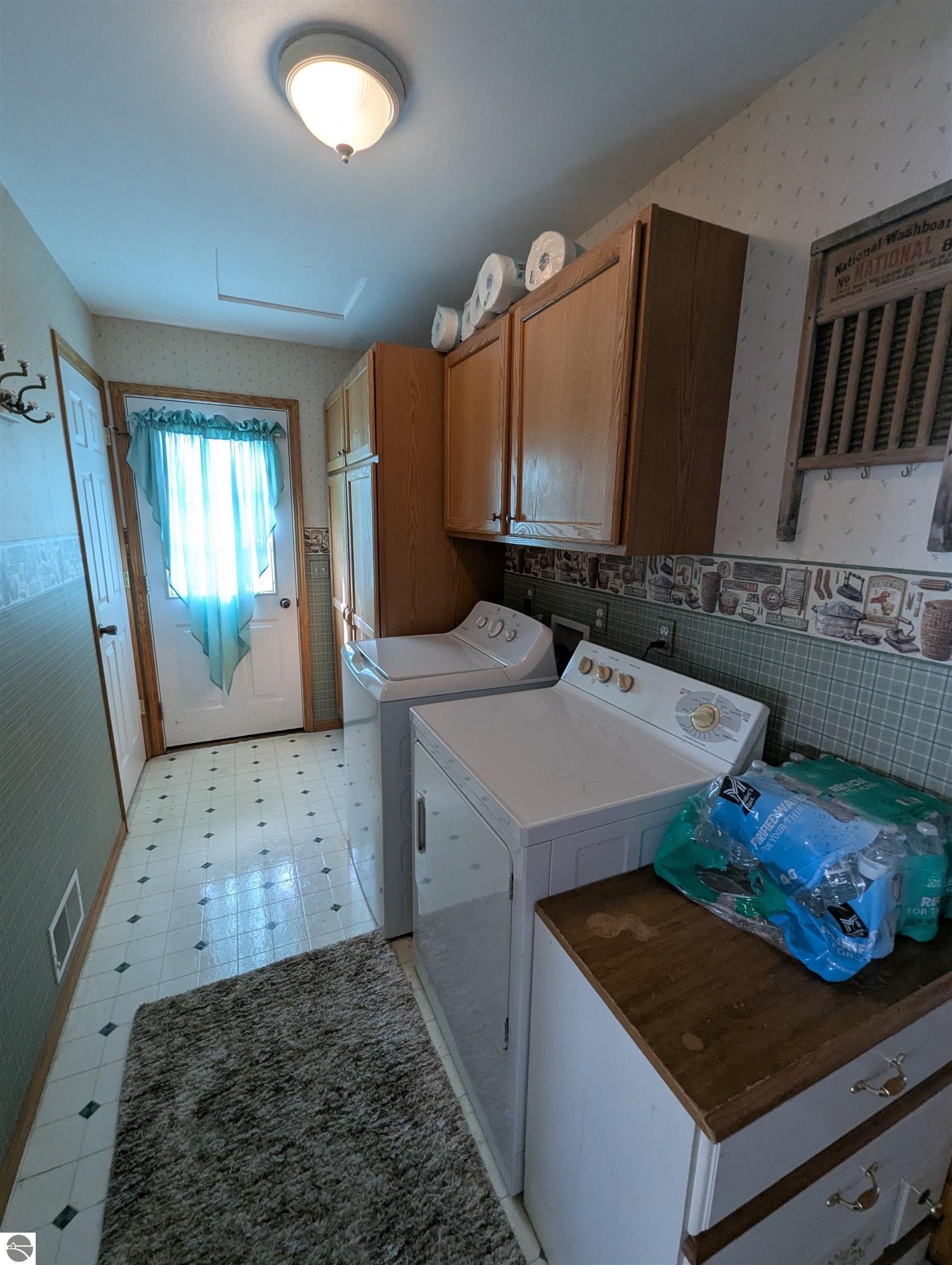 1810 E Riverside Drive, Au Gres, MI 48703 — Photo 43
