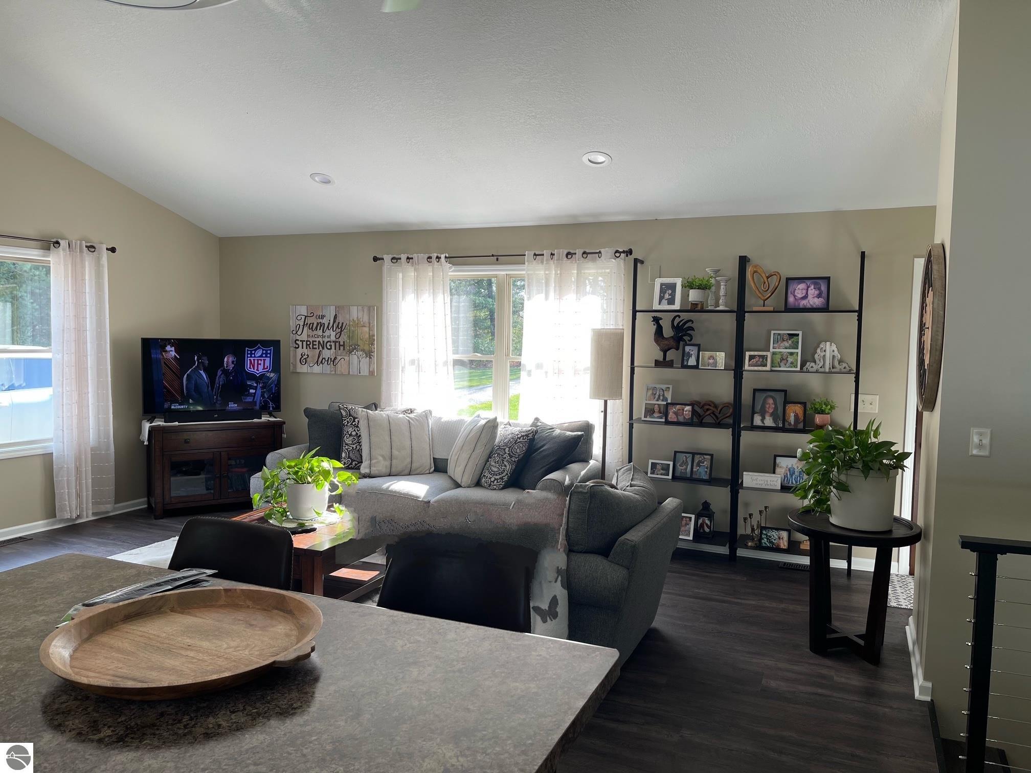 3842 W Battle Road, Farwell, MI 48622 — Photo 3