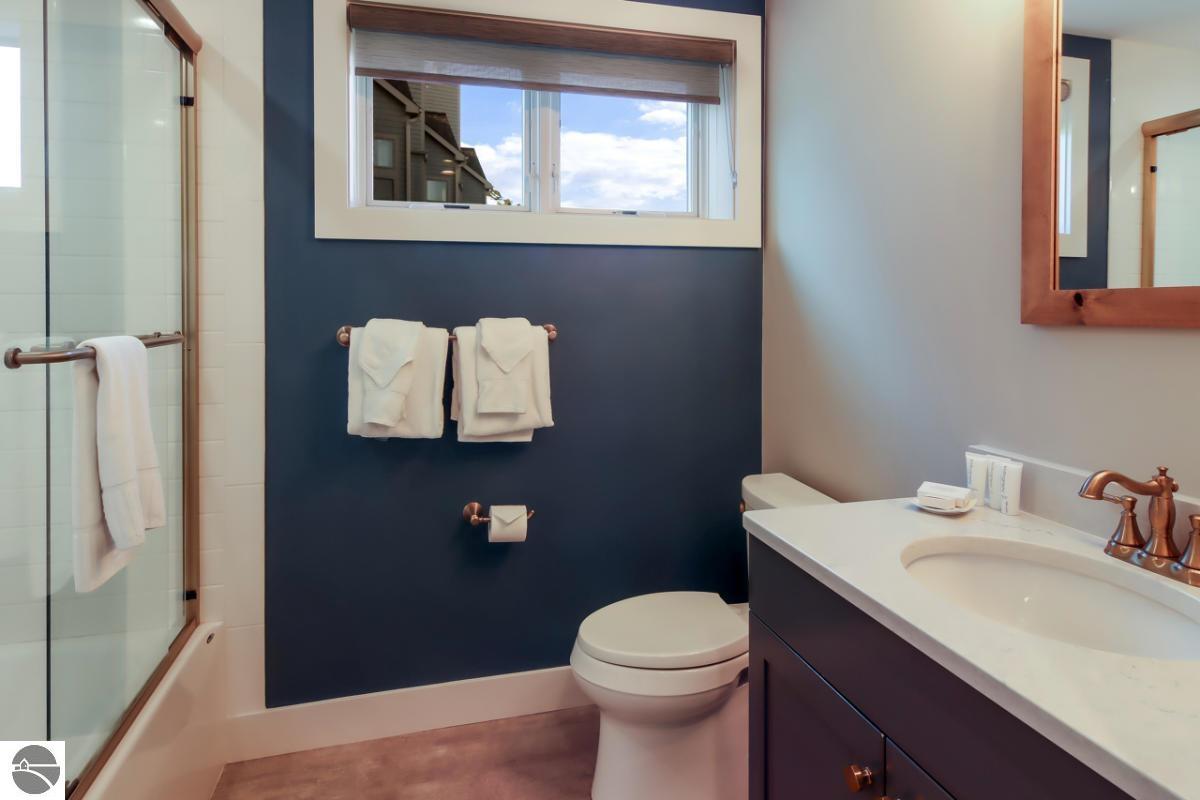 1B Shoreside N, Glen Arbor, MI 49636 — Photo 8