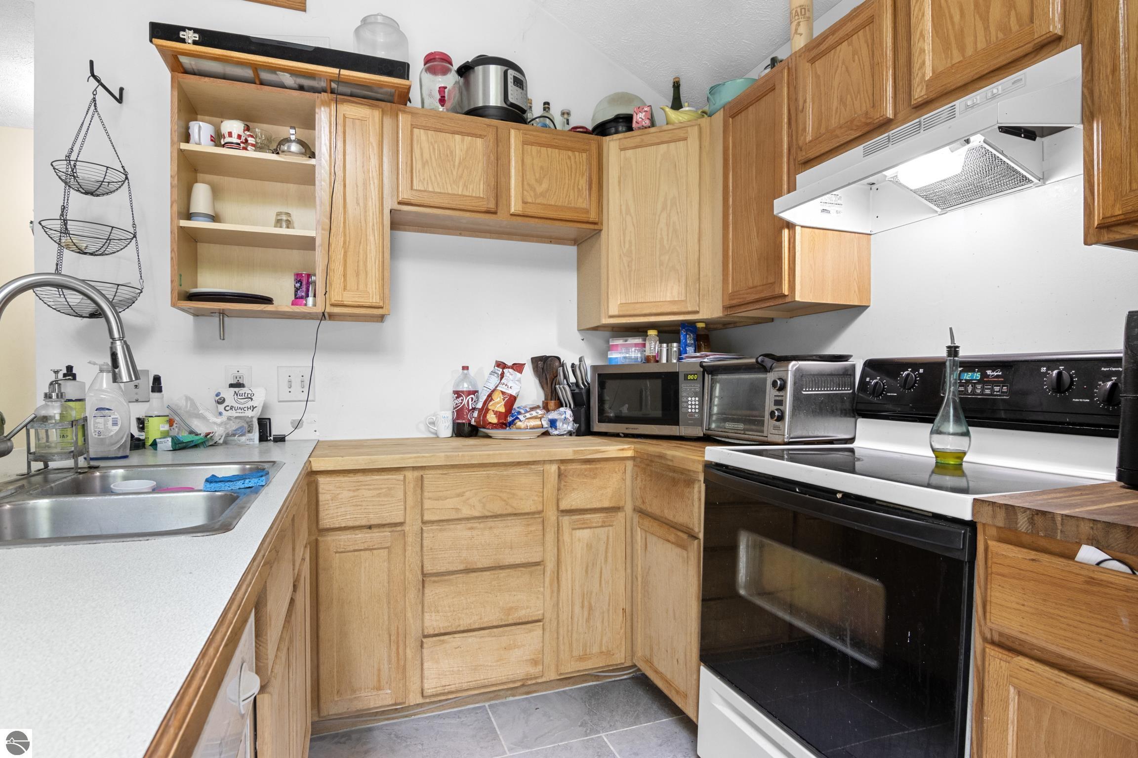 4237 S Hemlock Road, Cedar, MI 49621 — Photo 8