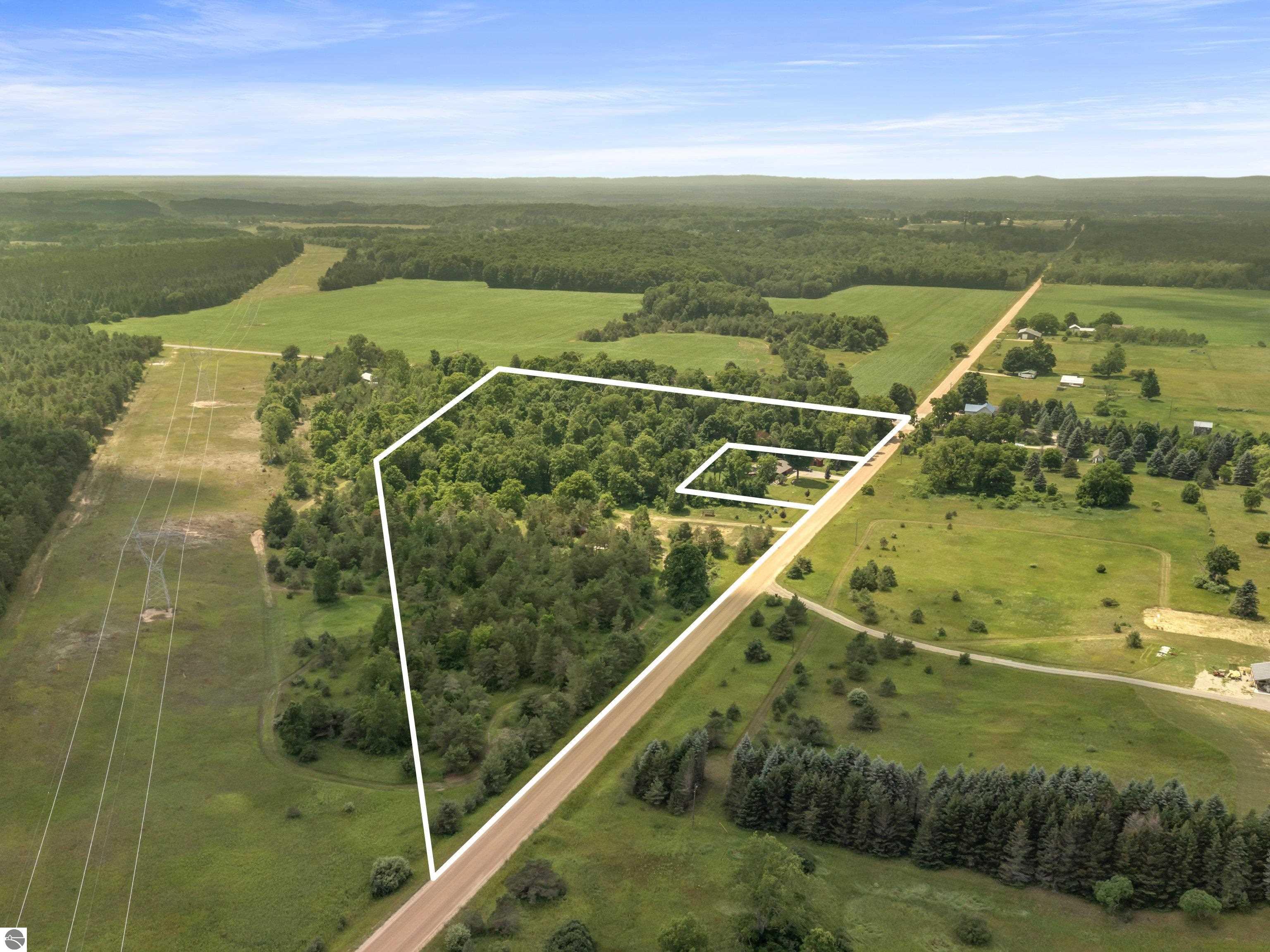 21051 Read Road, Copemish, MI 49625 — Photo 5