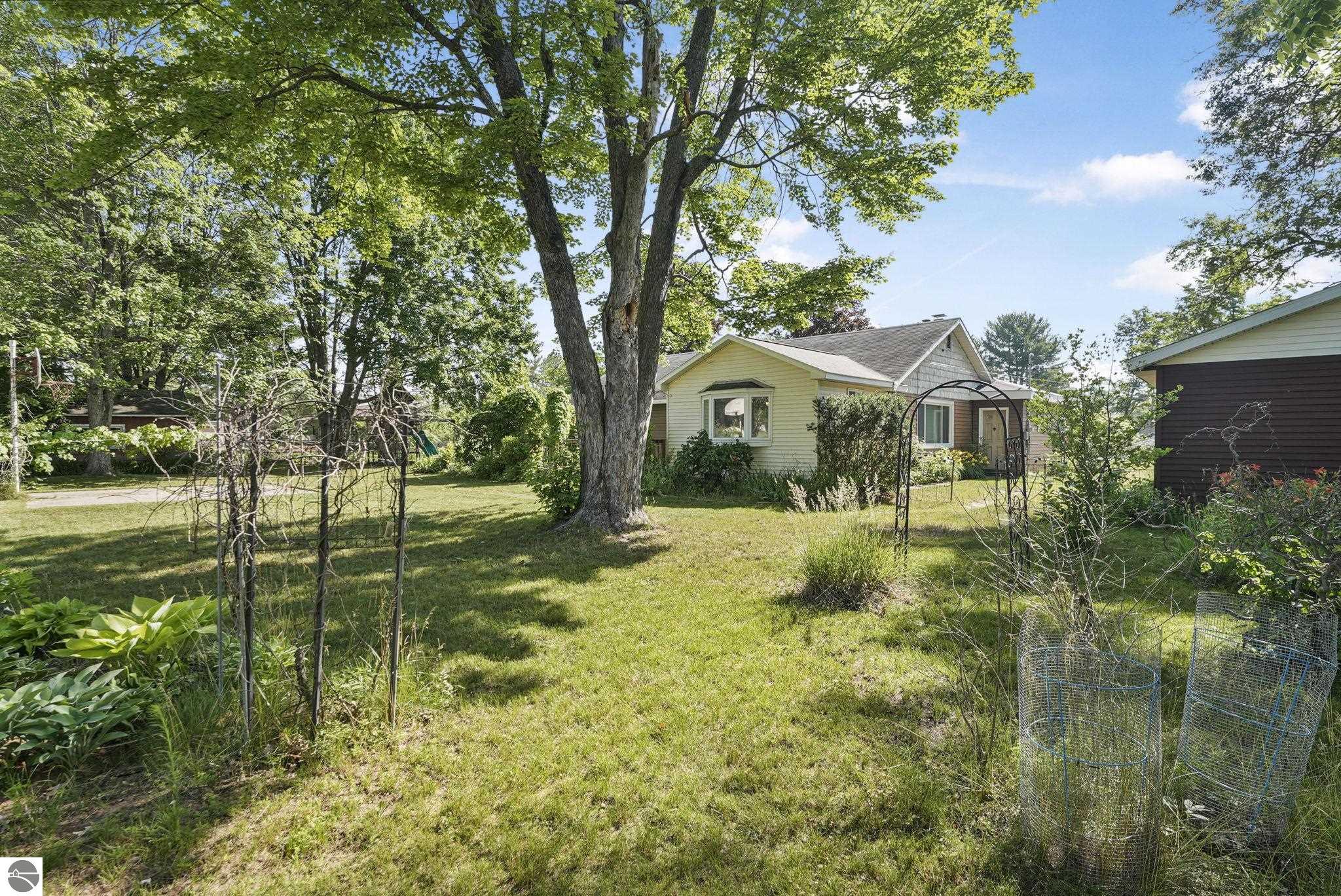 110 S Birch Street, Kalkaska, MI 49646 — Photo 47