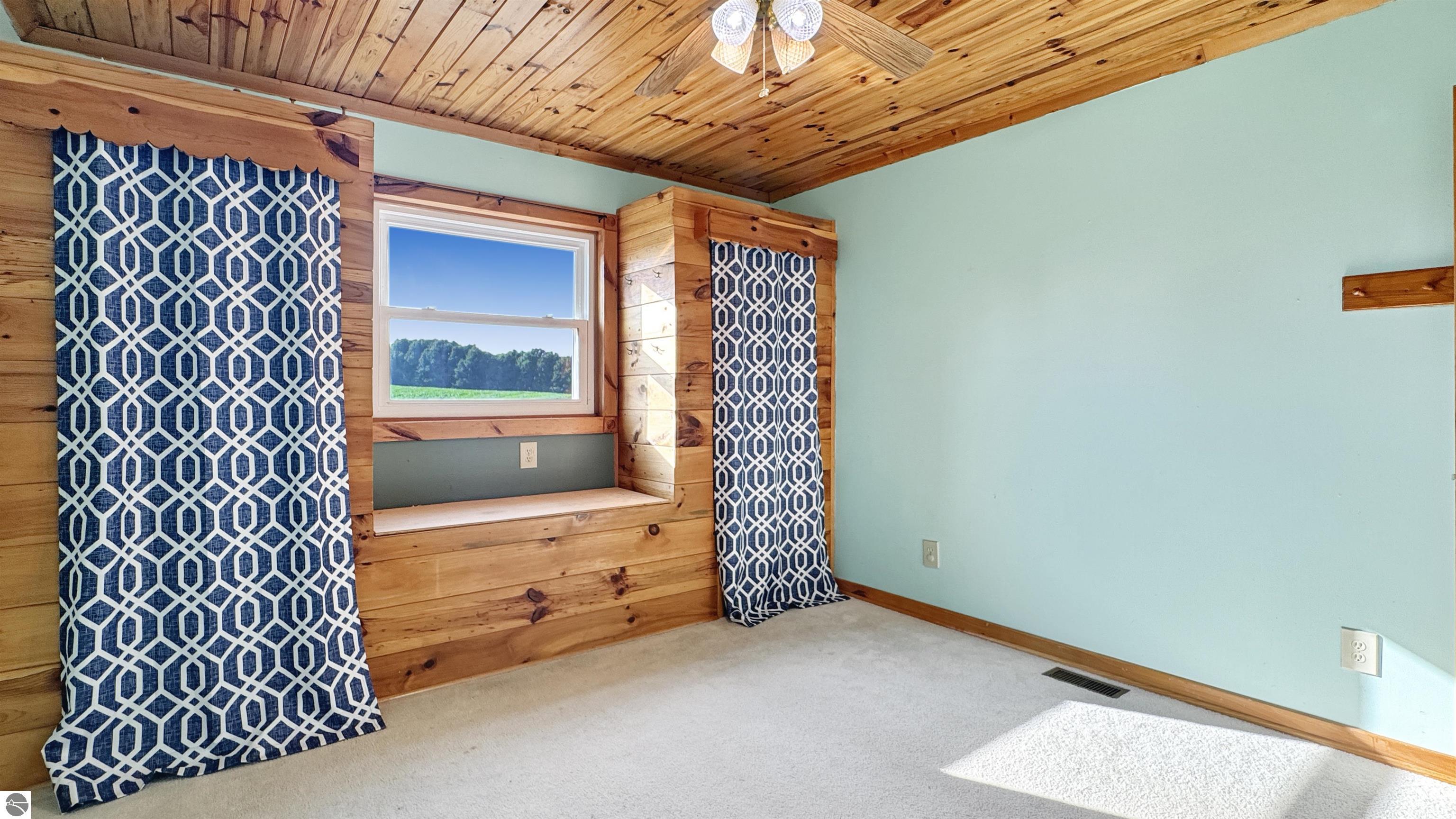 10900 S Blodgett, McBain, MI 49657 — Photo 17