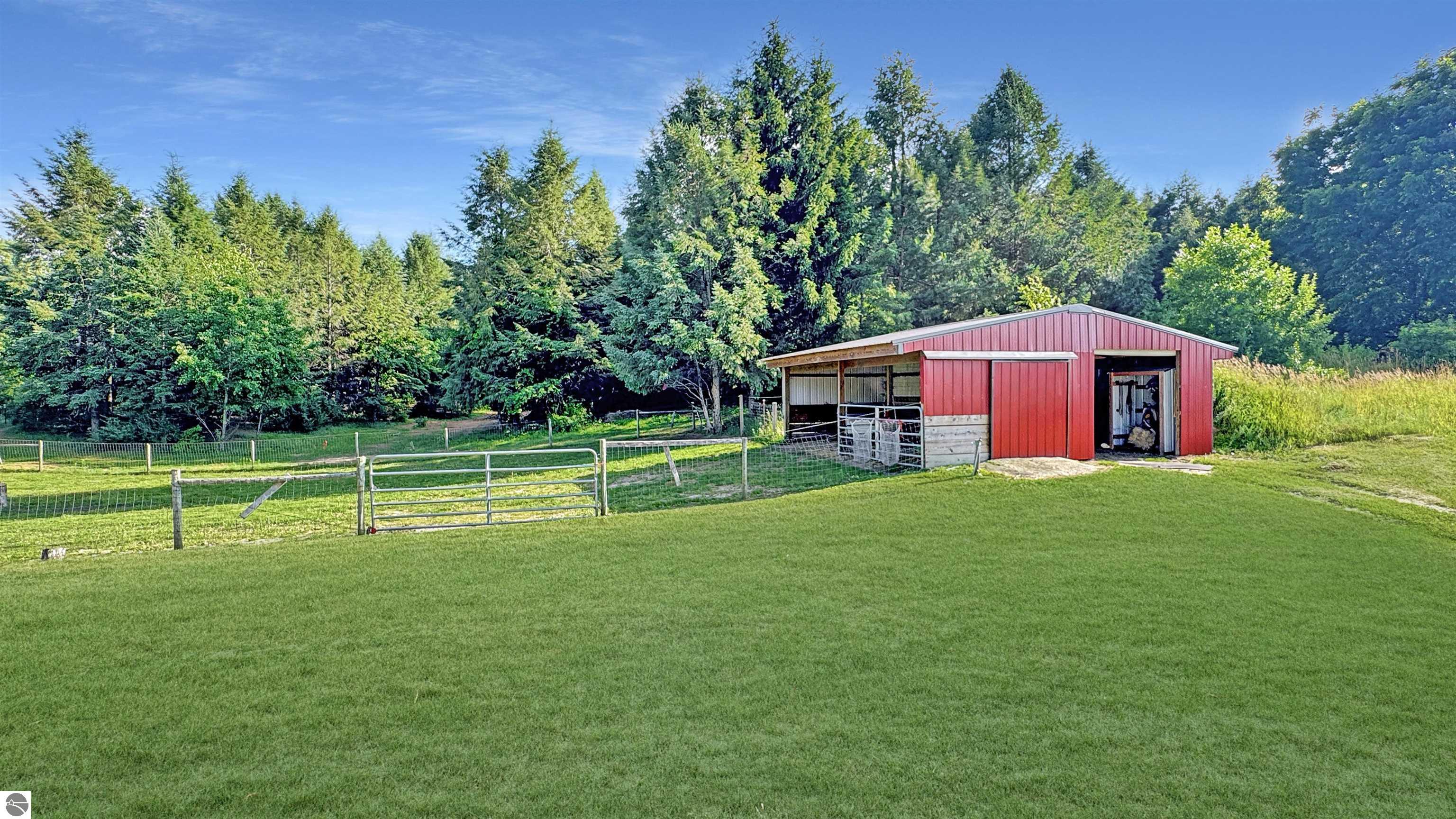 10900 S Blodgett, McBain, MI 49657 — Photo 41
