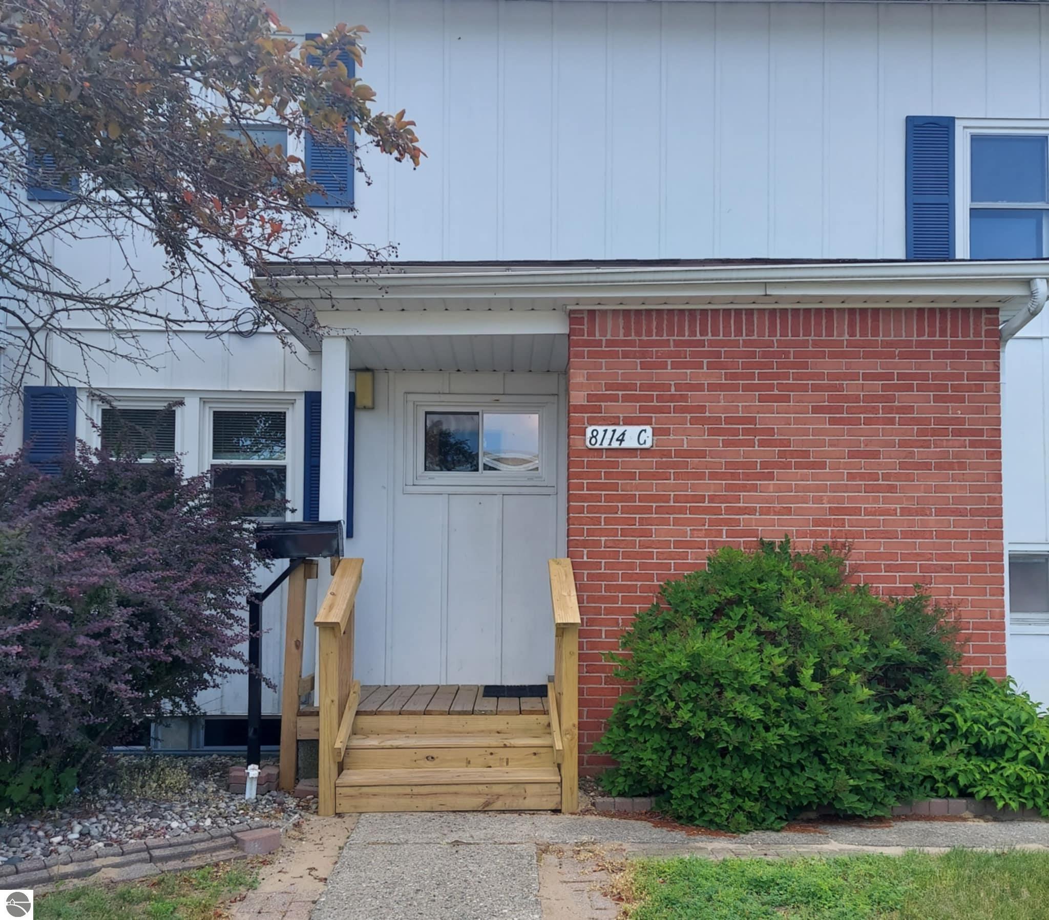 8114 Colorado Street Oscoda, MI 48750 115,000