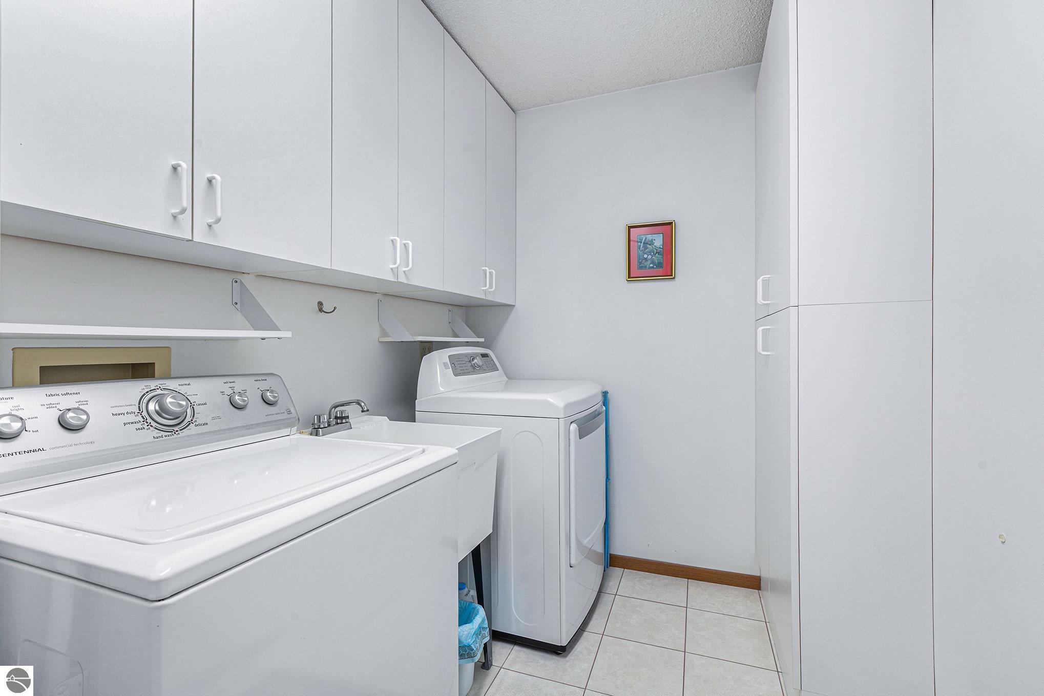 6860 E Harbor Drive, Elk Rapids, MI 49629 — Photo 12