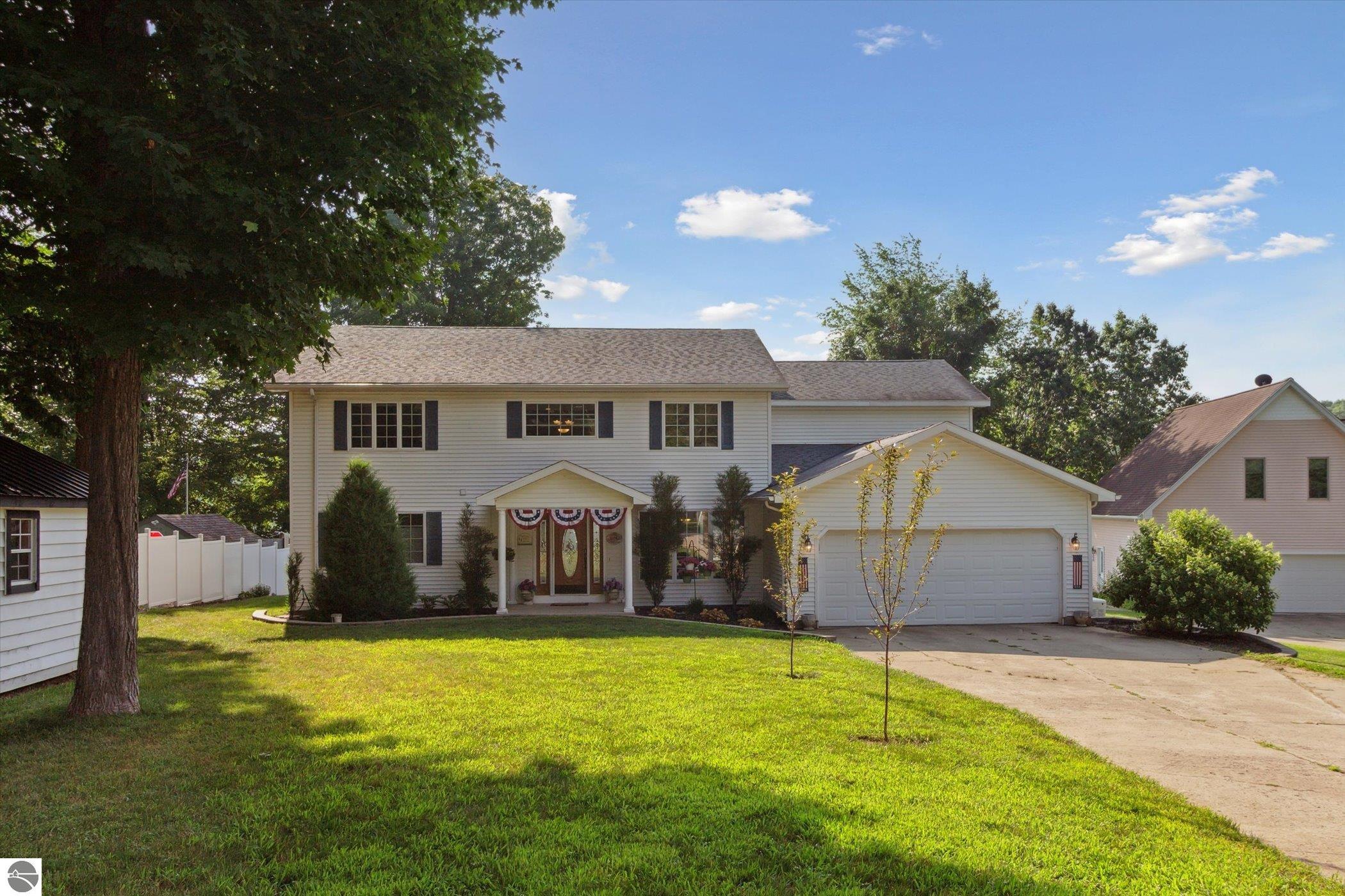 Click to enlarge photo