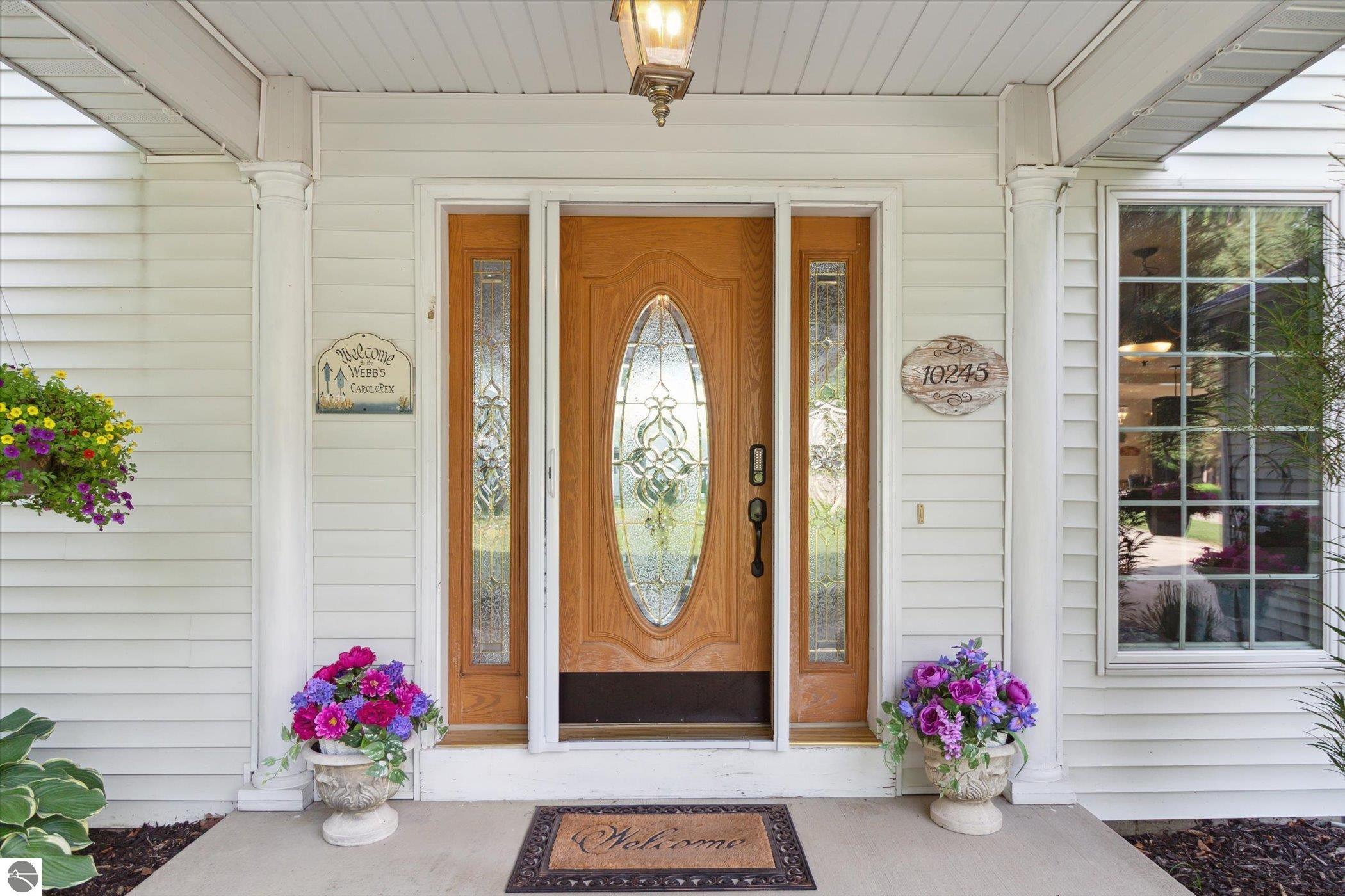 Click to enlarge photo