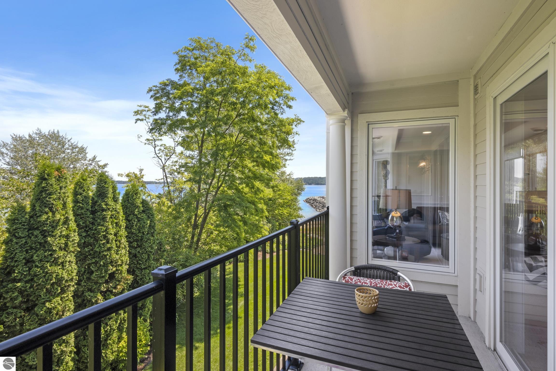 712 Dockside Circle, Suttons Bay, MI 49682 — Photo 12